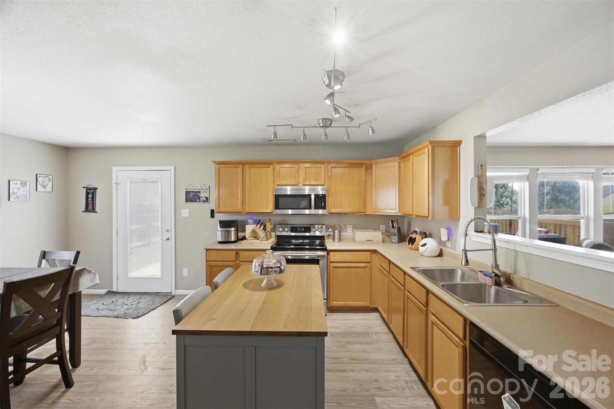 1106 Rainier Lane — Gastonia
