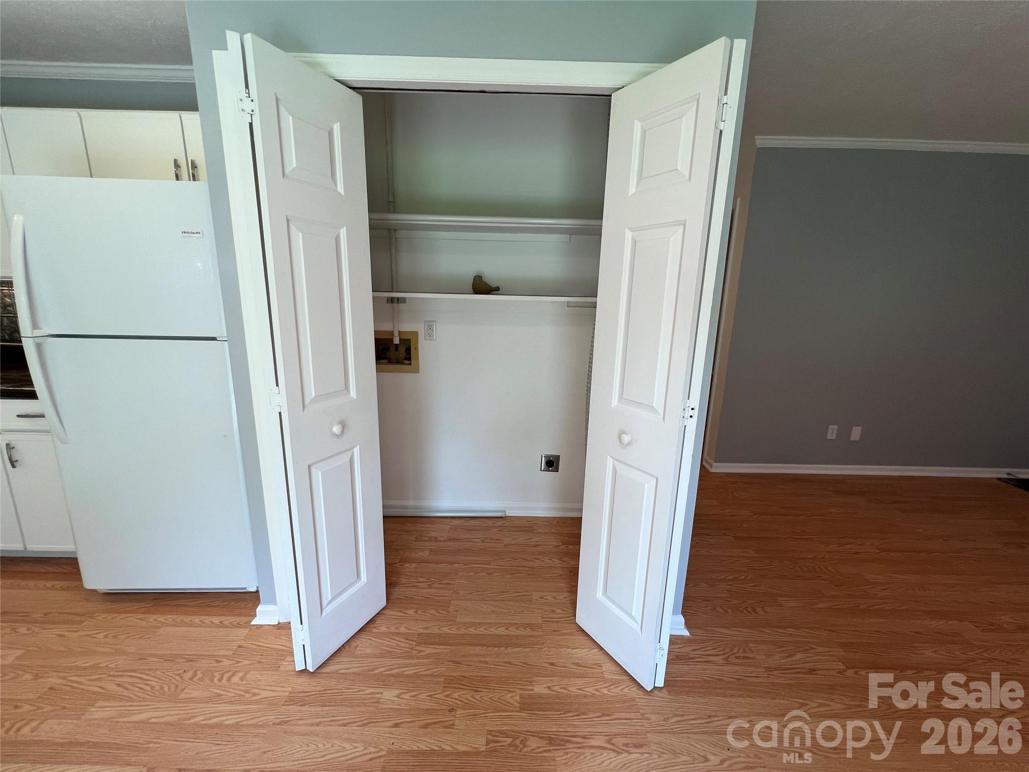 714 Farmington Circle — Hendersonville