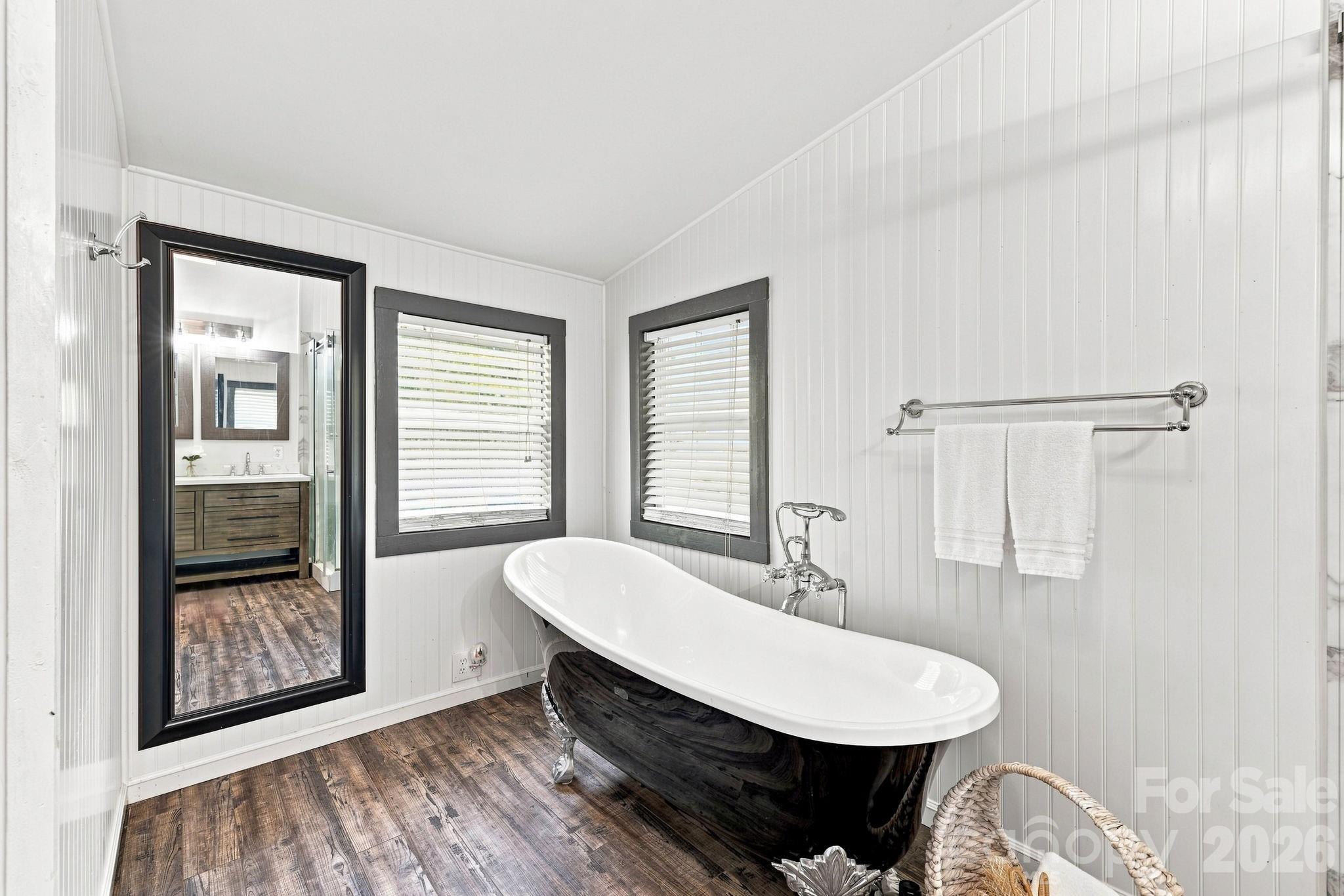 4 Sunset Farms Road — Whittier