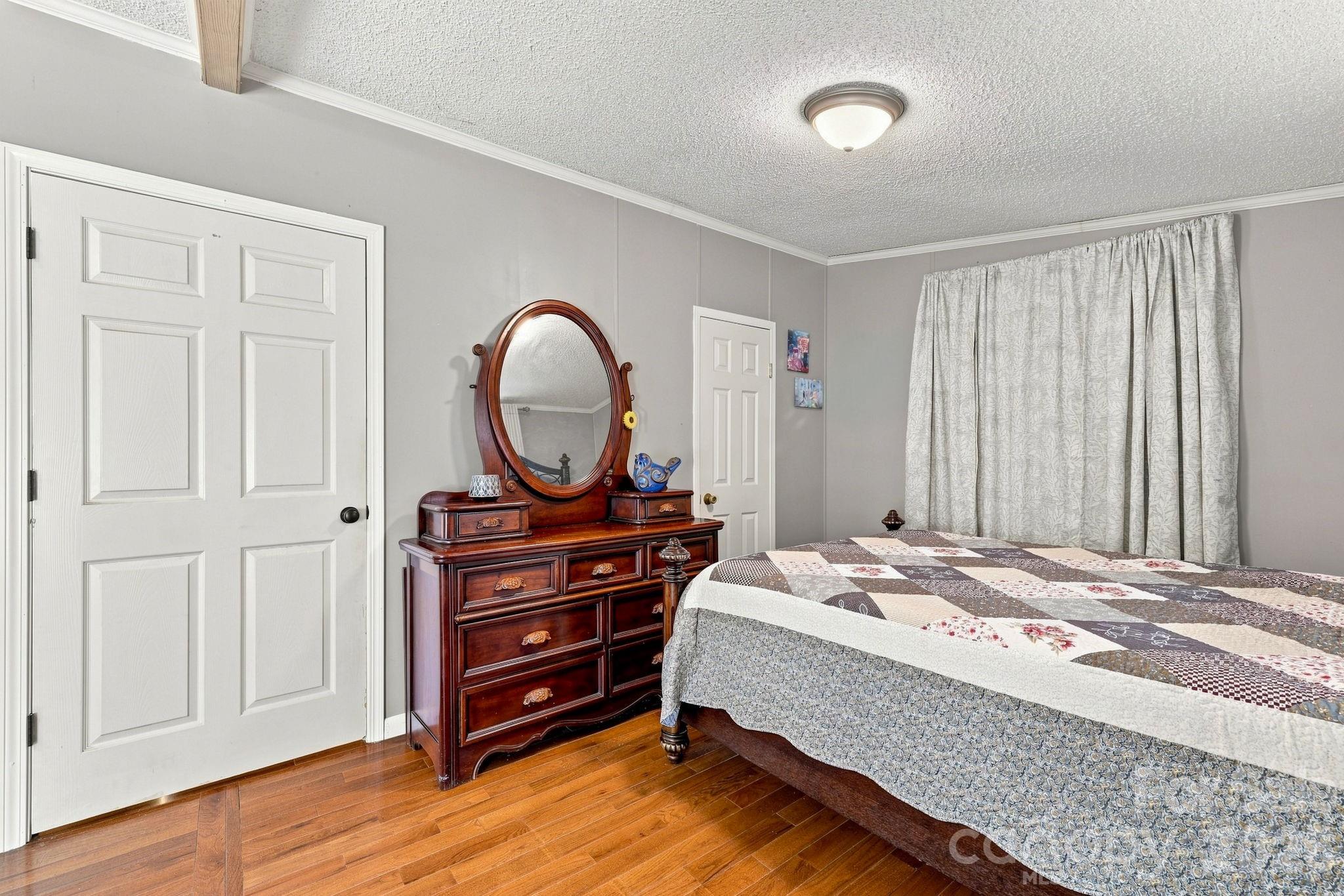 4 Sunset Farms Road — Whittier