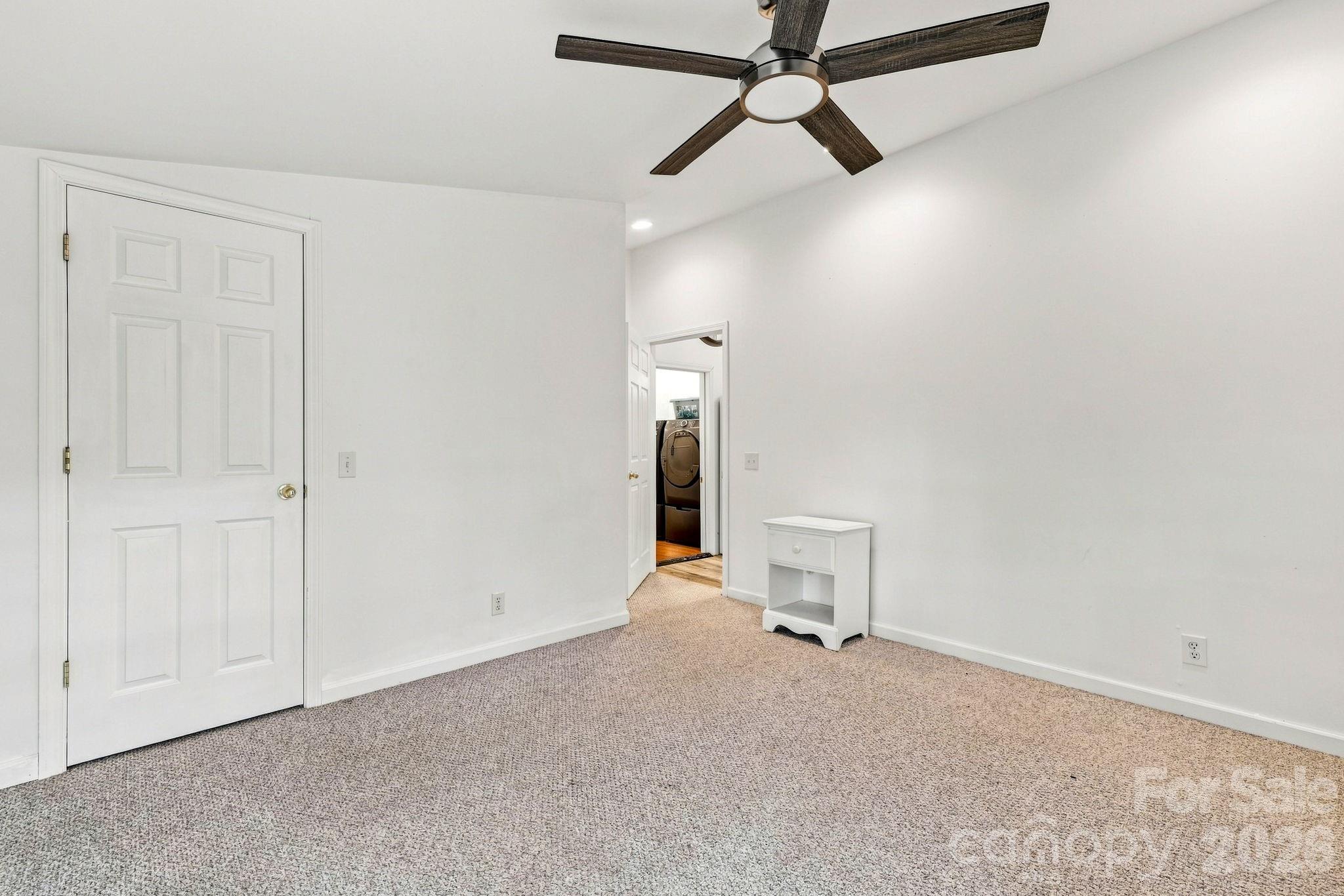 4 Sunset Farms Road — Whittier