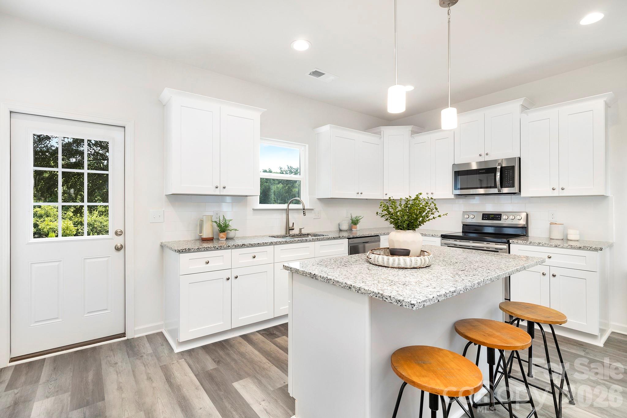 613 E Ratchford Avenue — Gastonia