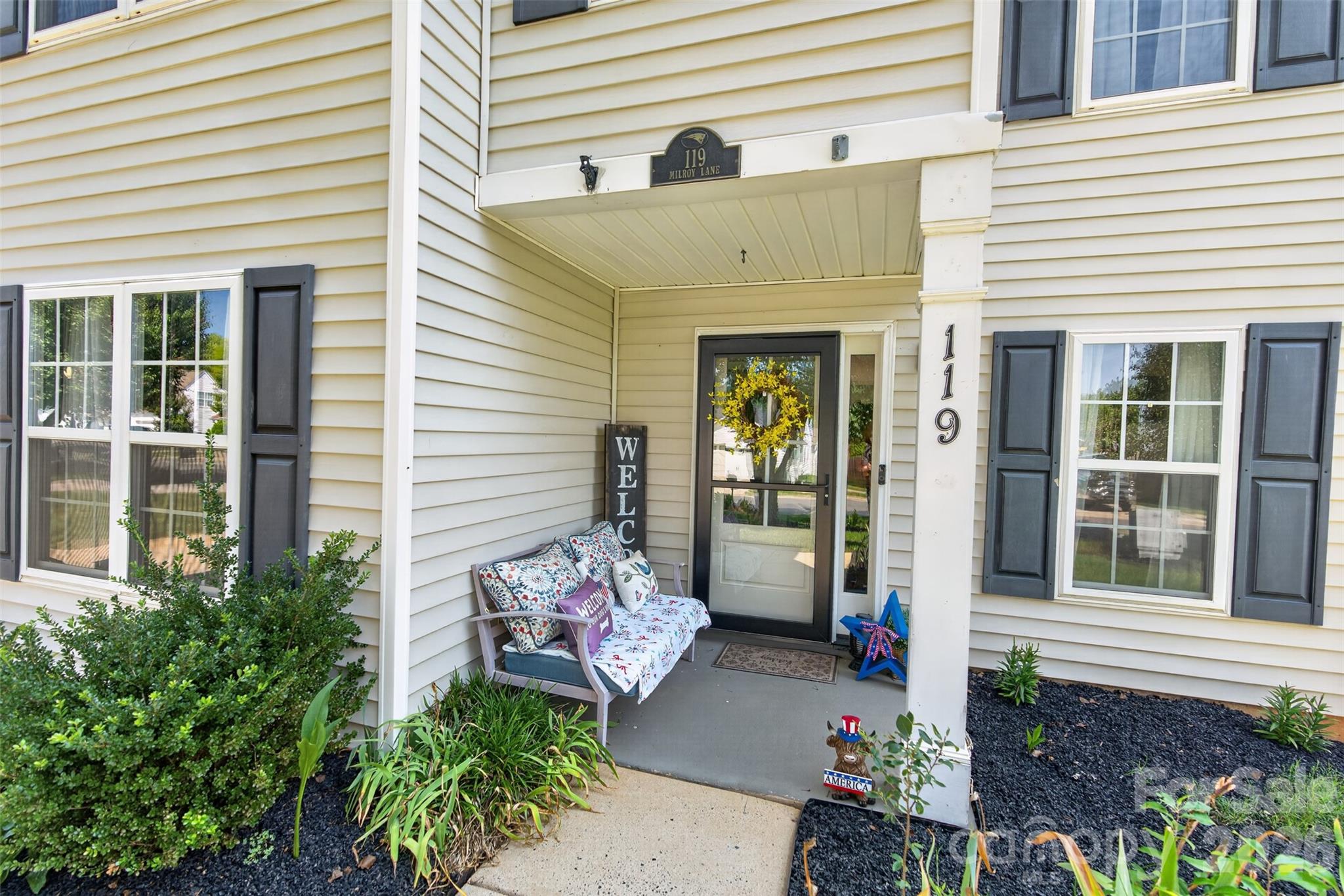 119 Milroy Lane — Mooresville
