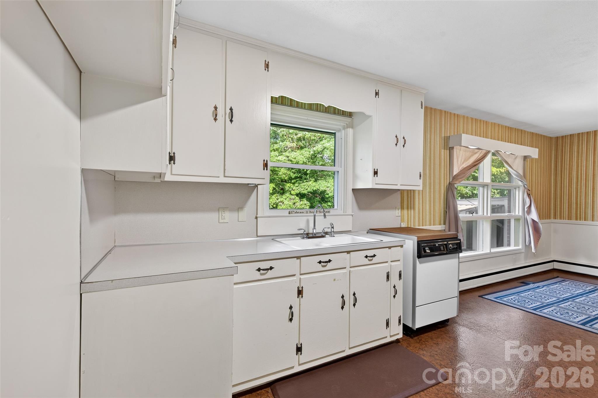 427 S Magnolia Street — Mooresville