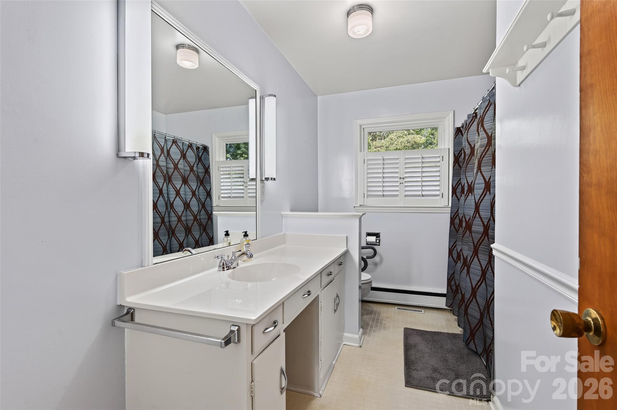 427 S Magnolia Street — Mooresville