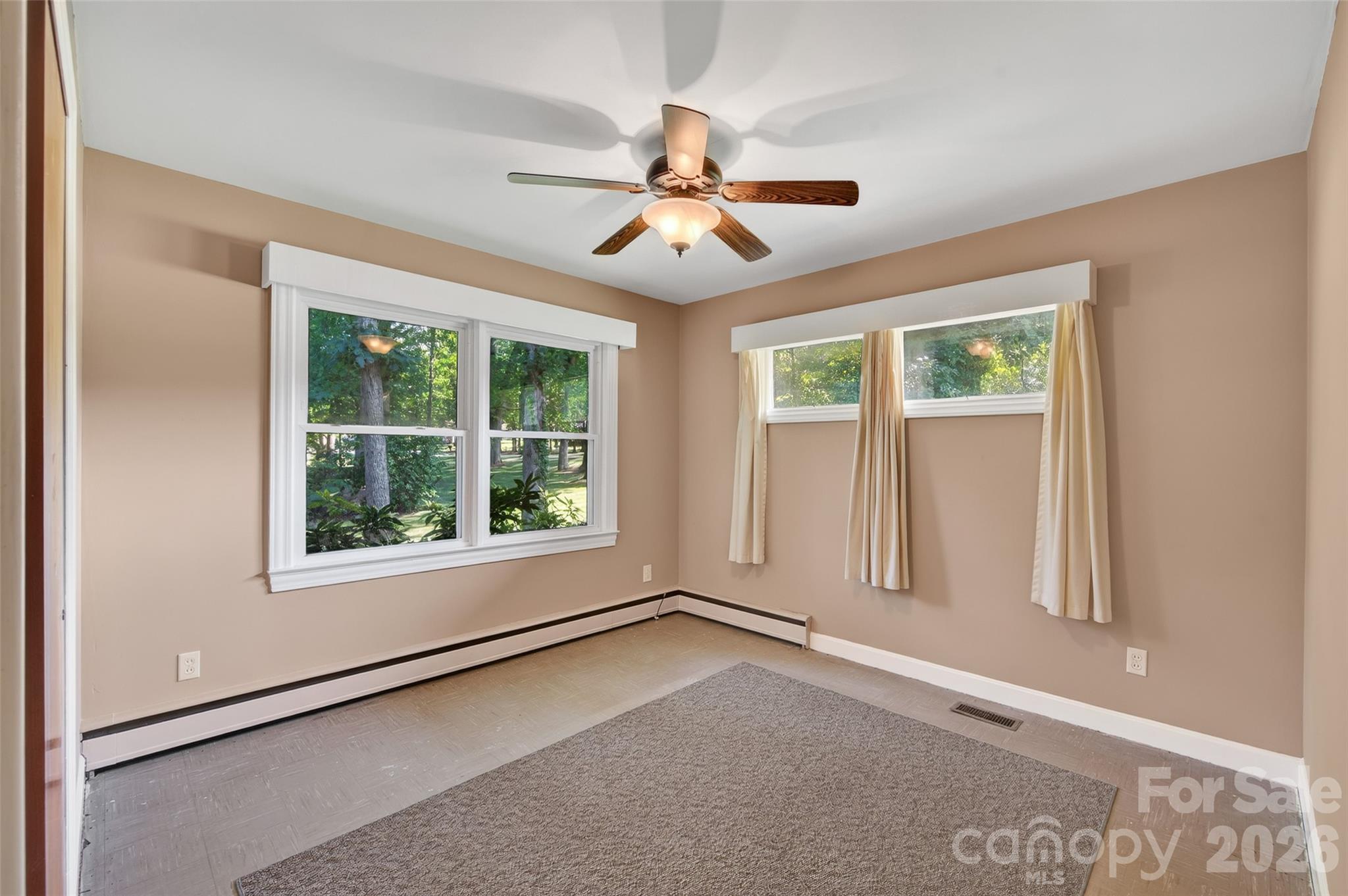 427 S Magnolia Street — Mooresville