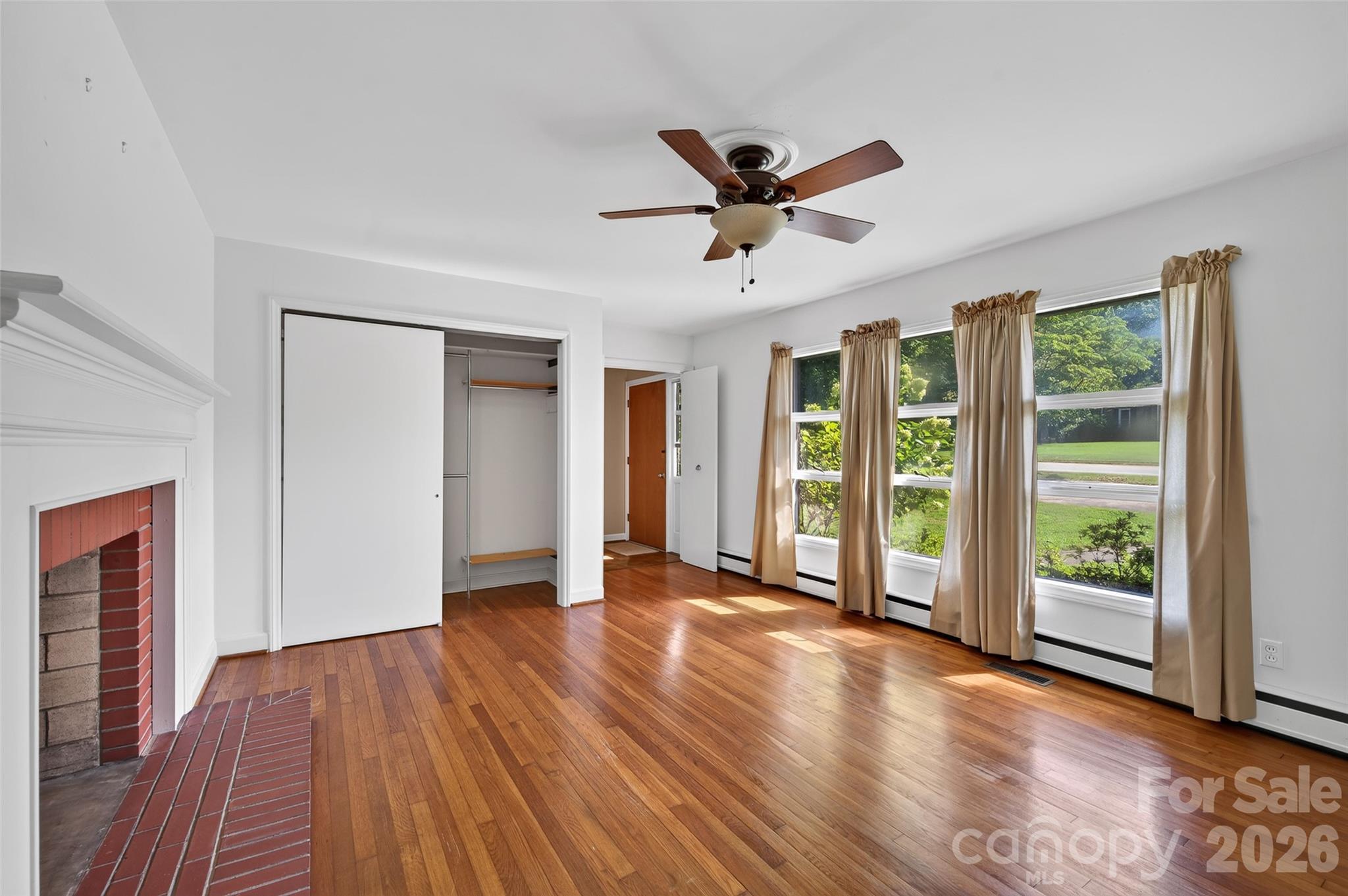 427 S Magnolia Street — Mooresville