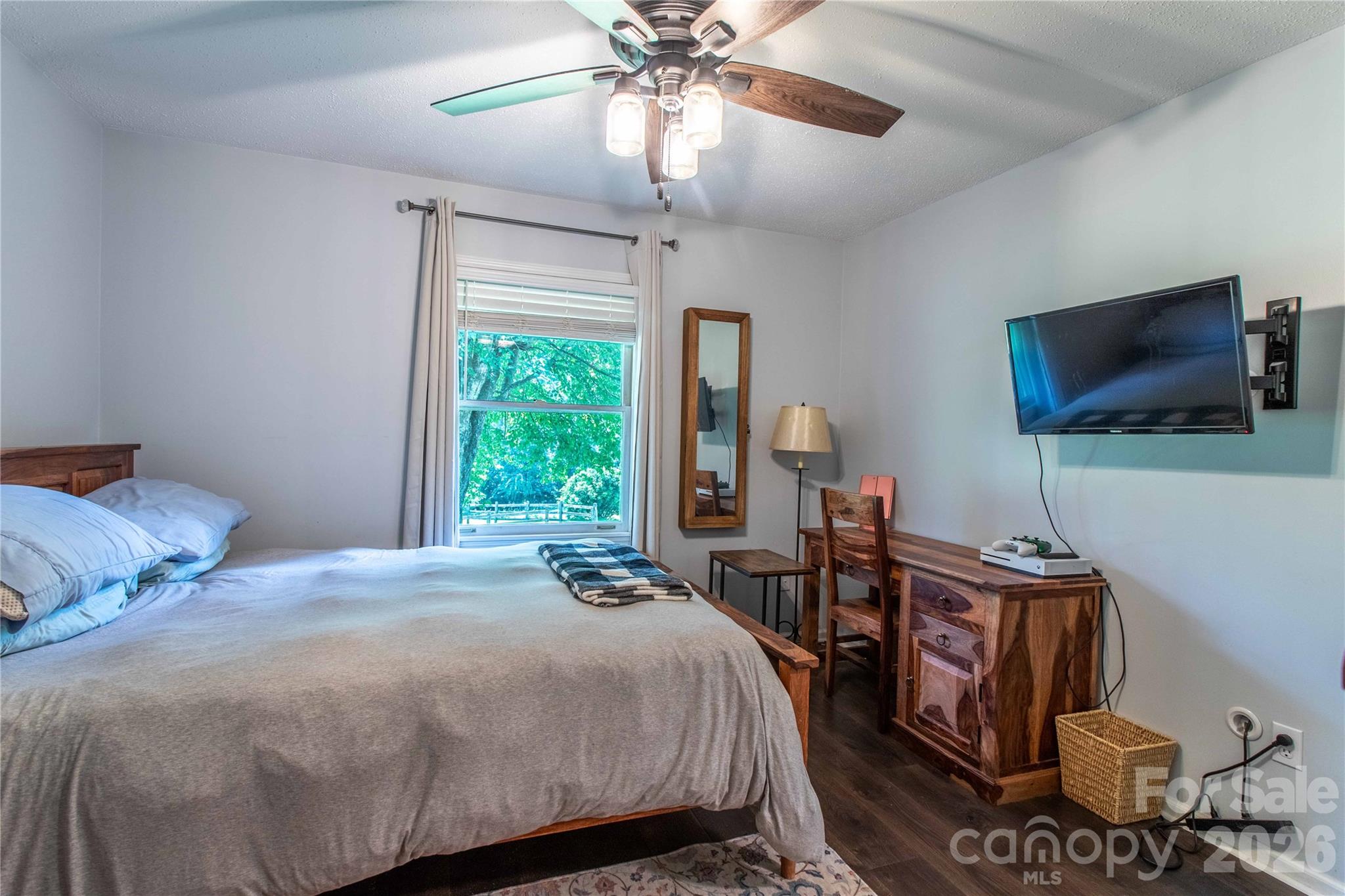 570 Flat Creek Valley Road — Lake Toxaway