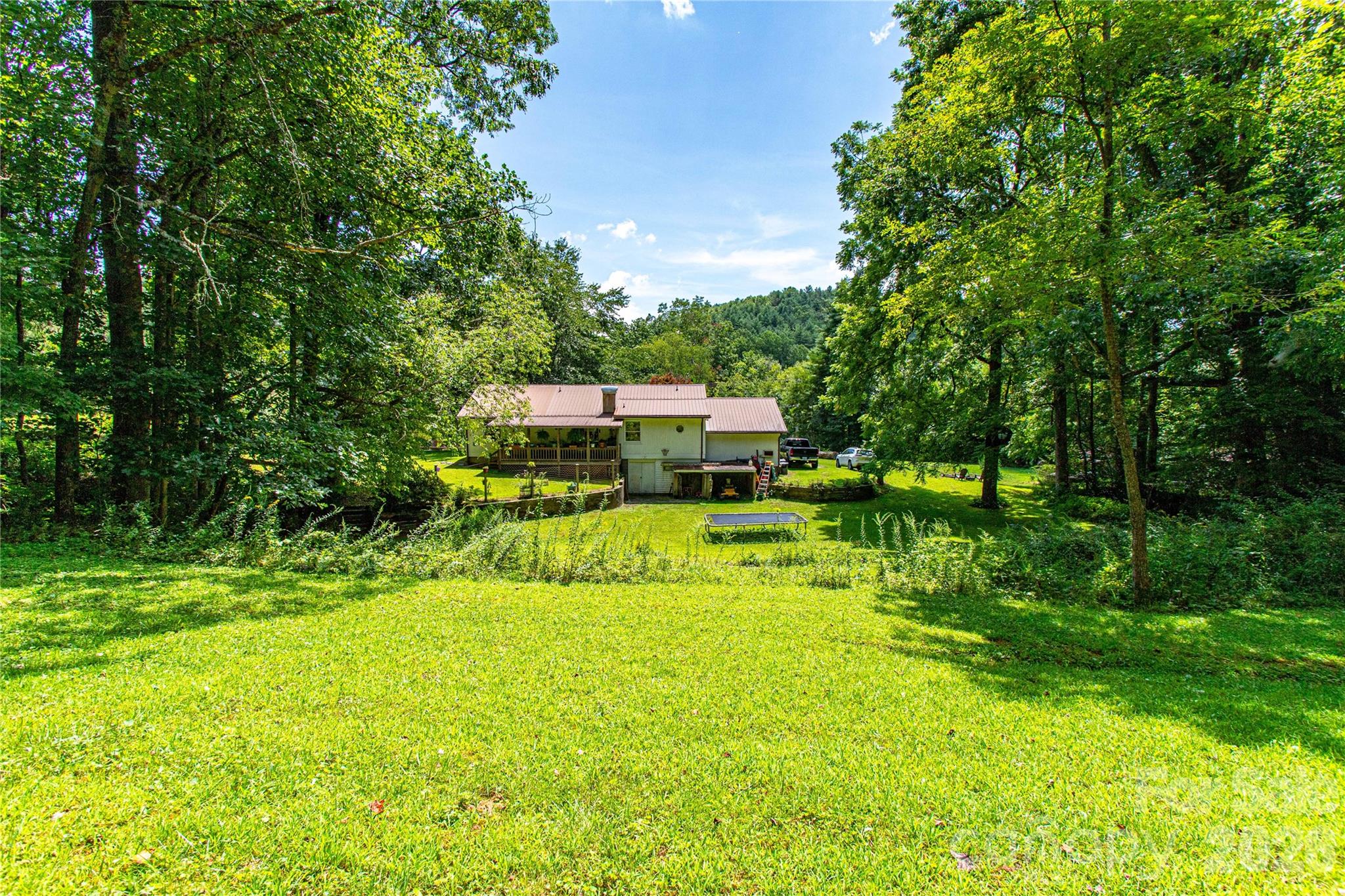 570 Flat Creek Valley Road — Lake Toxaway