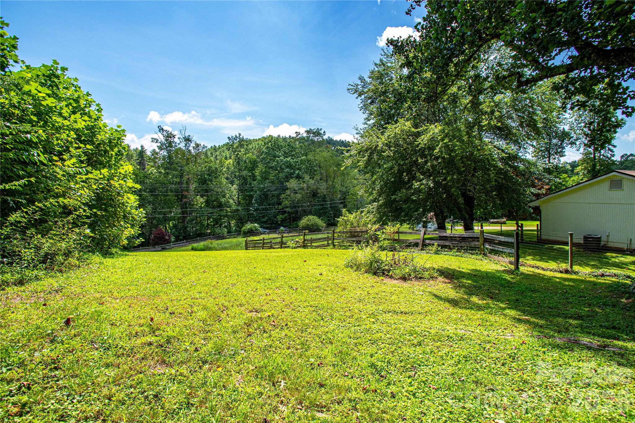 570 Flat Creek Valley Road — Lake Toxaway
