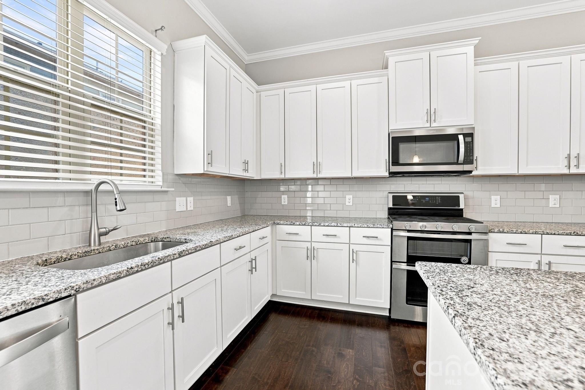 9604 Ainslie Downs Street — Charlotte
