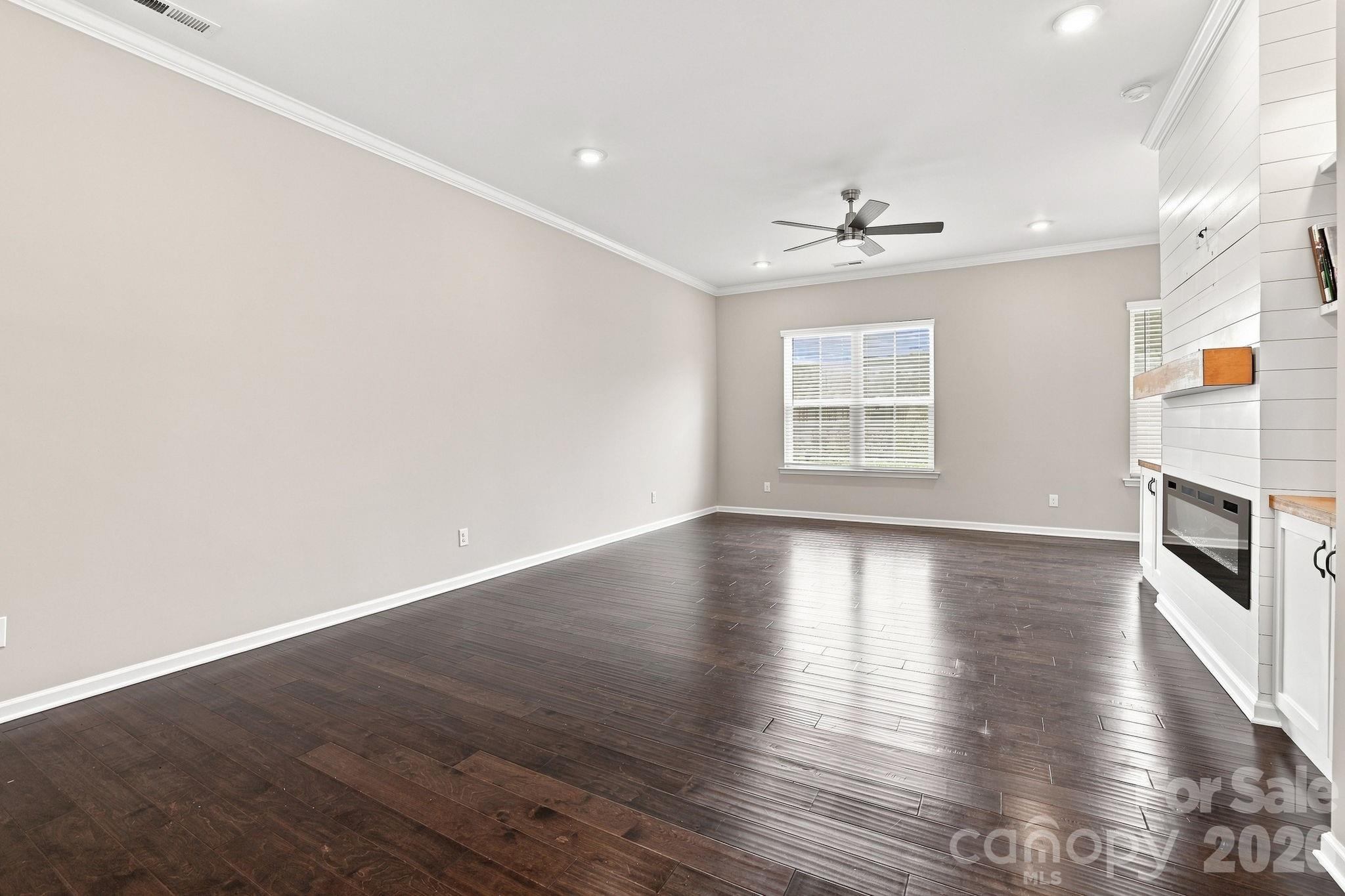 9604 Ainslie Downs Street — Charlotte