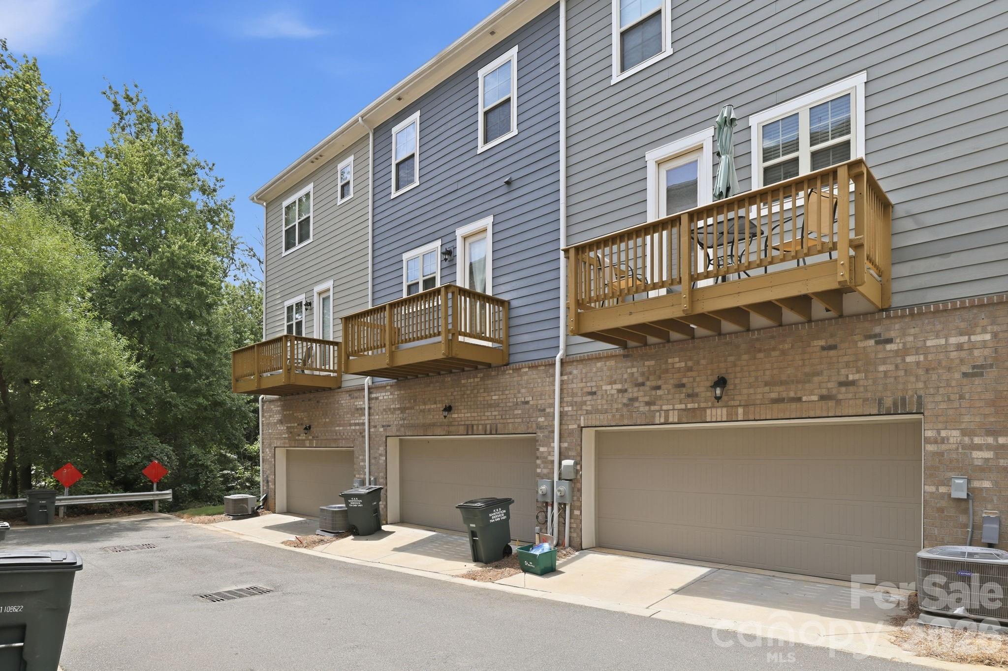 9604 Ainslie Downs Street — Charlotte