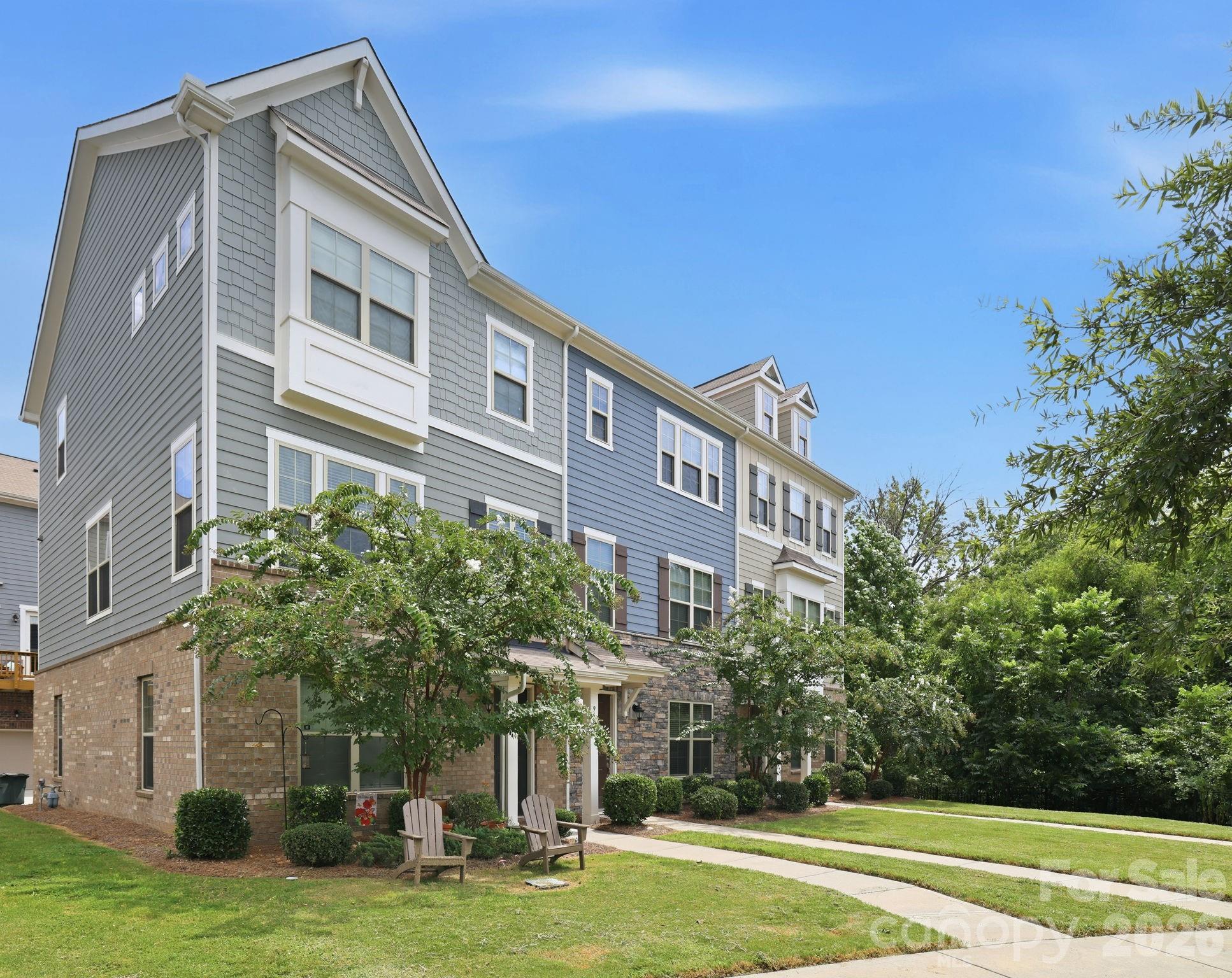 9604 Ainslie Downs Street — Charlotte