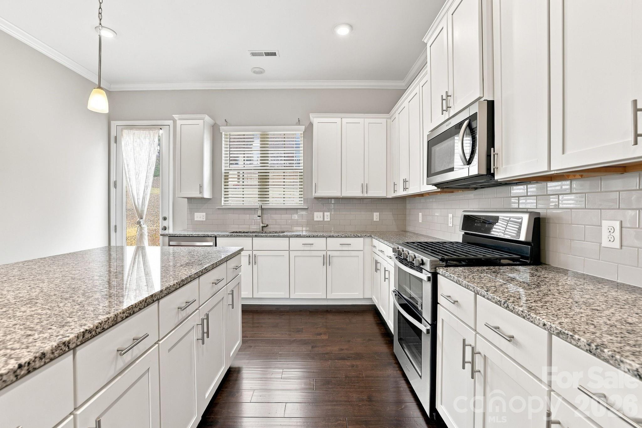 9604 Ainslie Downs Street — Charlotte