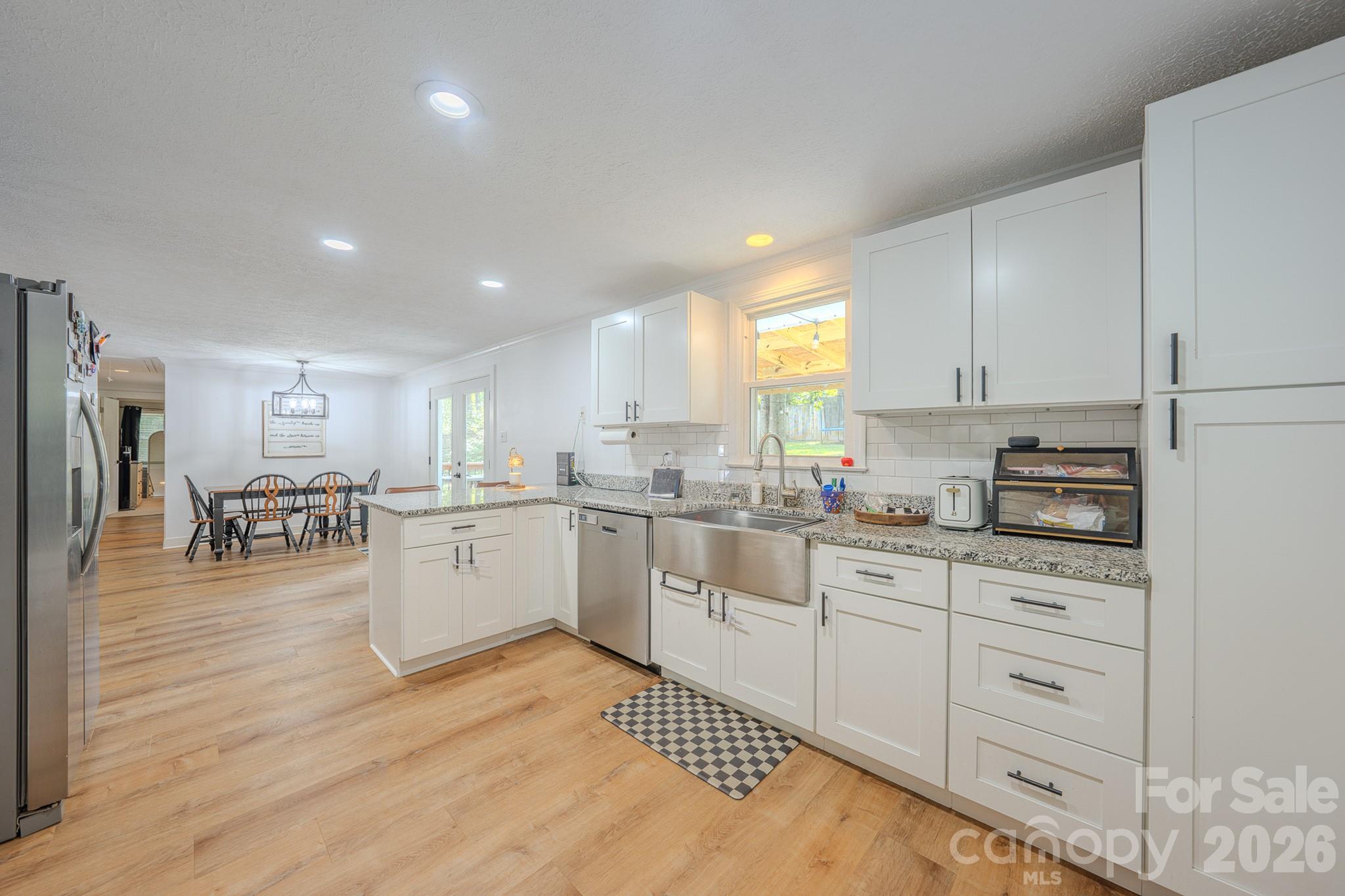 38 Ferenvilla Drive — Hendersonville