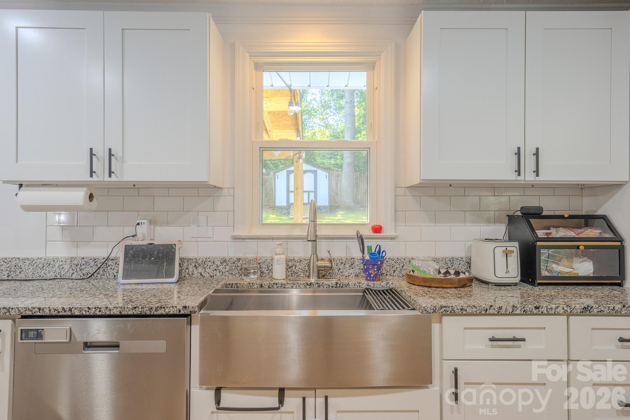 38 Ferenvilla Drive — Hendersonville