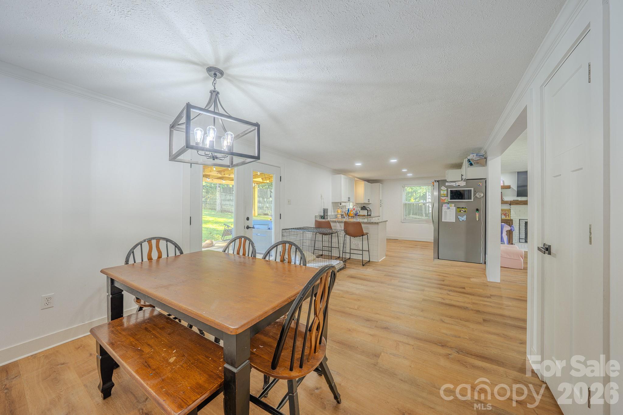 38 Ferenvilla Drive — Hendersonville