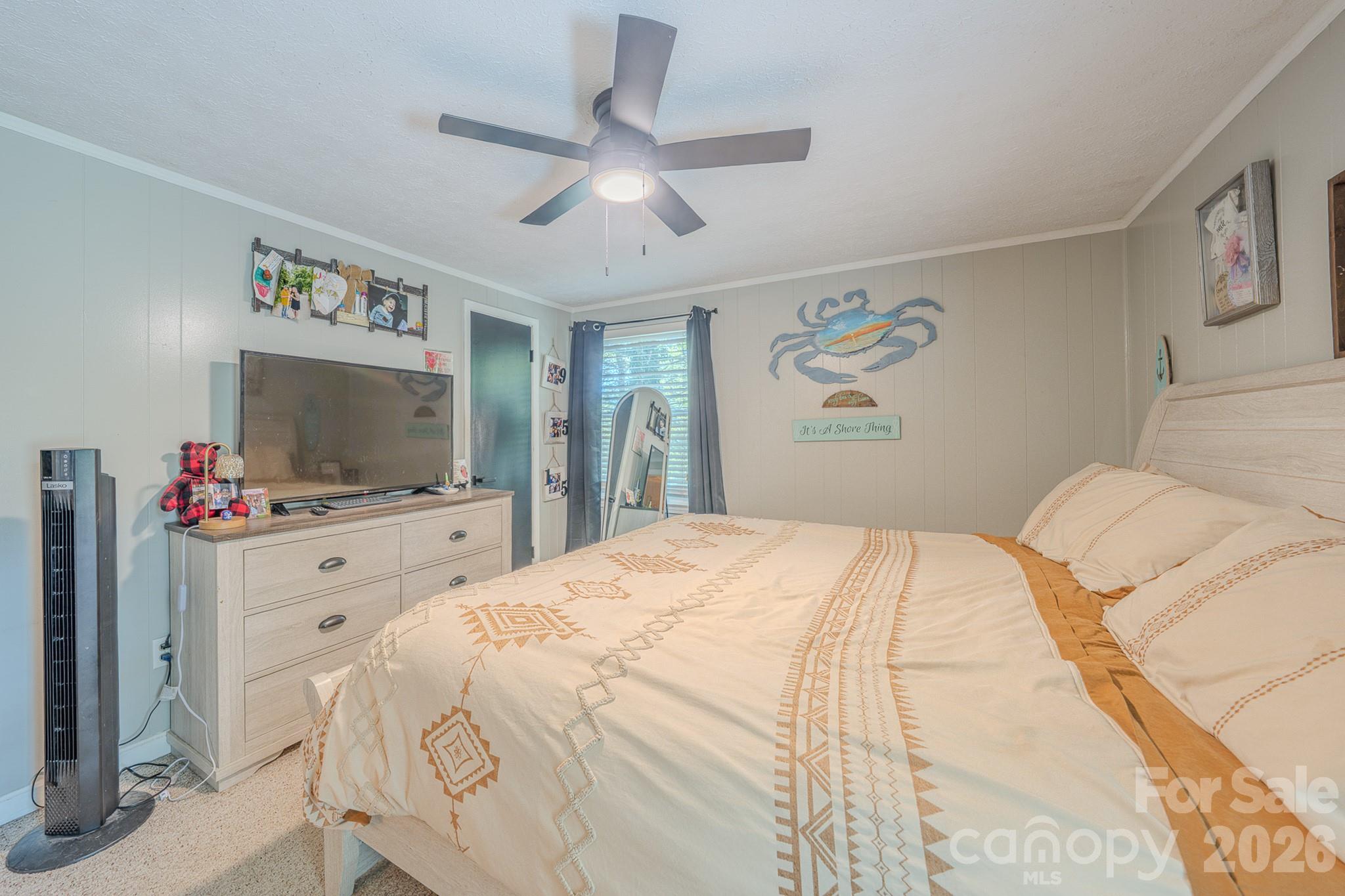 38 Ferenvilla Drive — Hendersonville