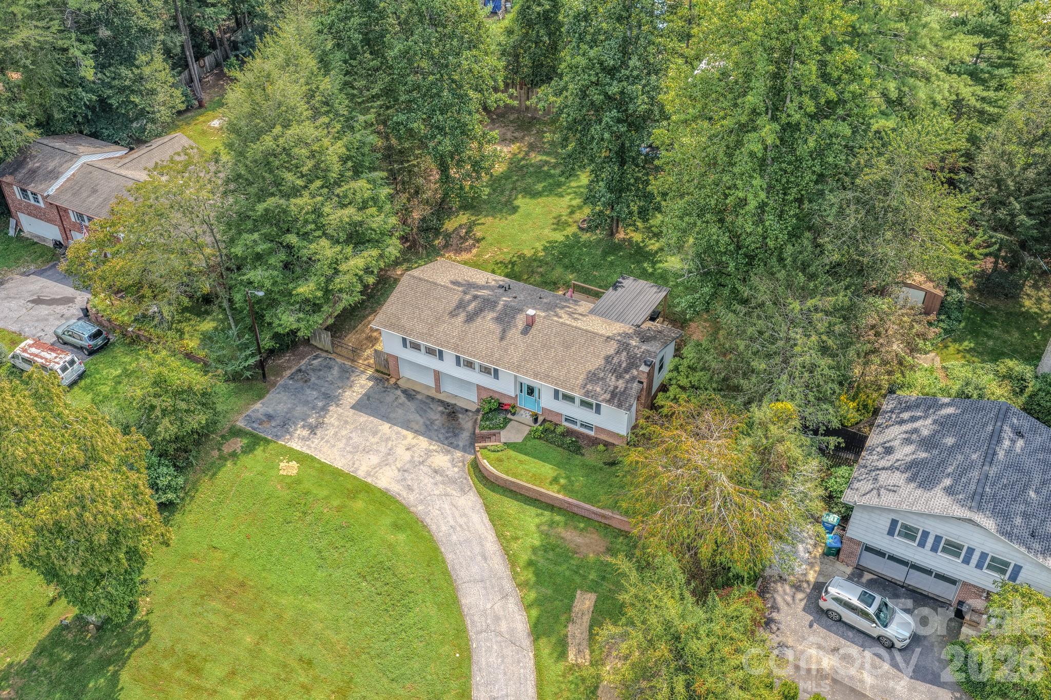 38 Ferenvilla Drive — Hendersonville