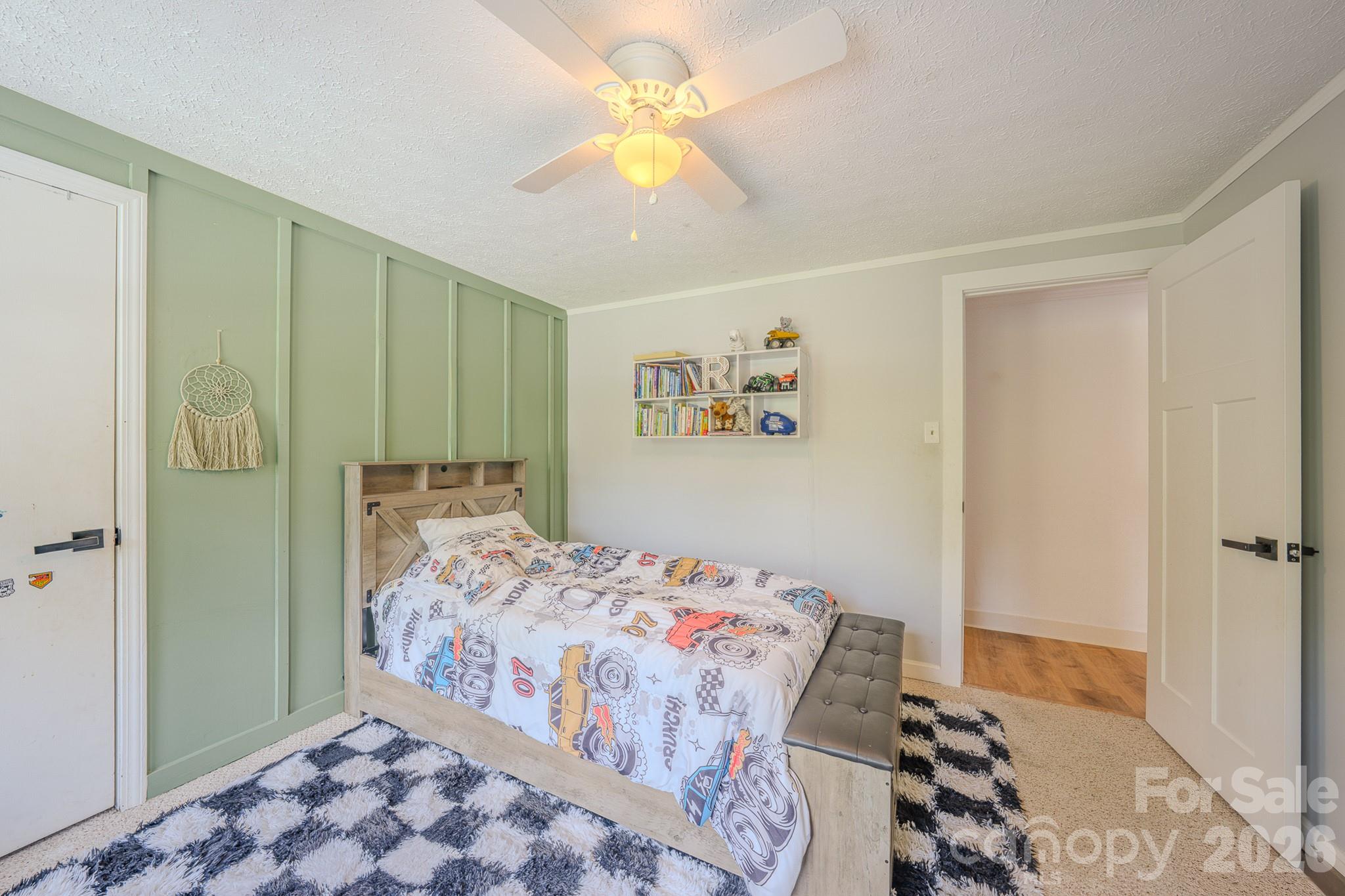 38 Ferenvilla Drive — Hendersonville