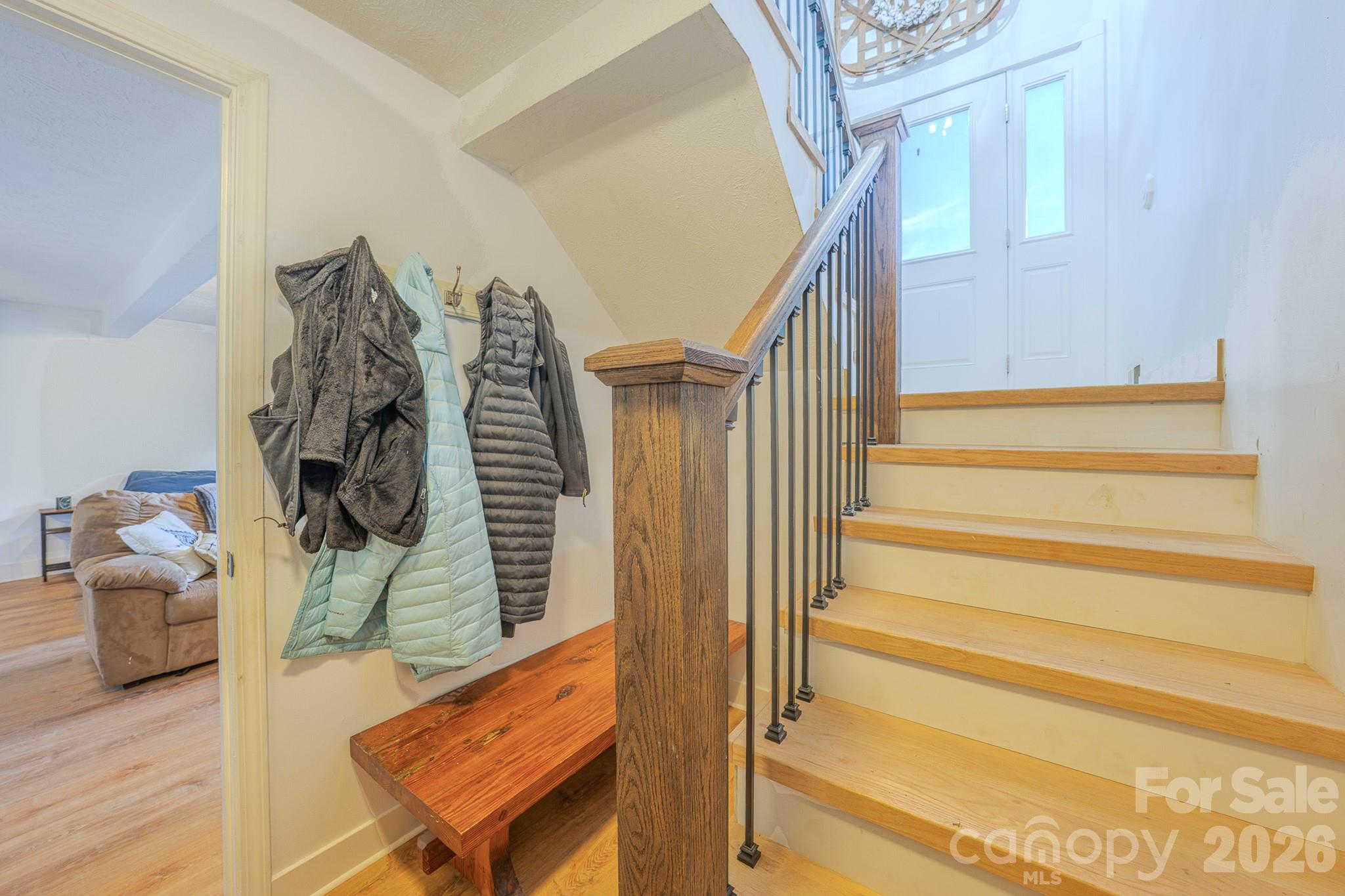 38 Ferenvilla Drive — Hendersonville