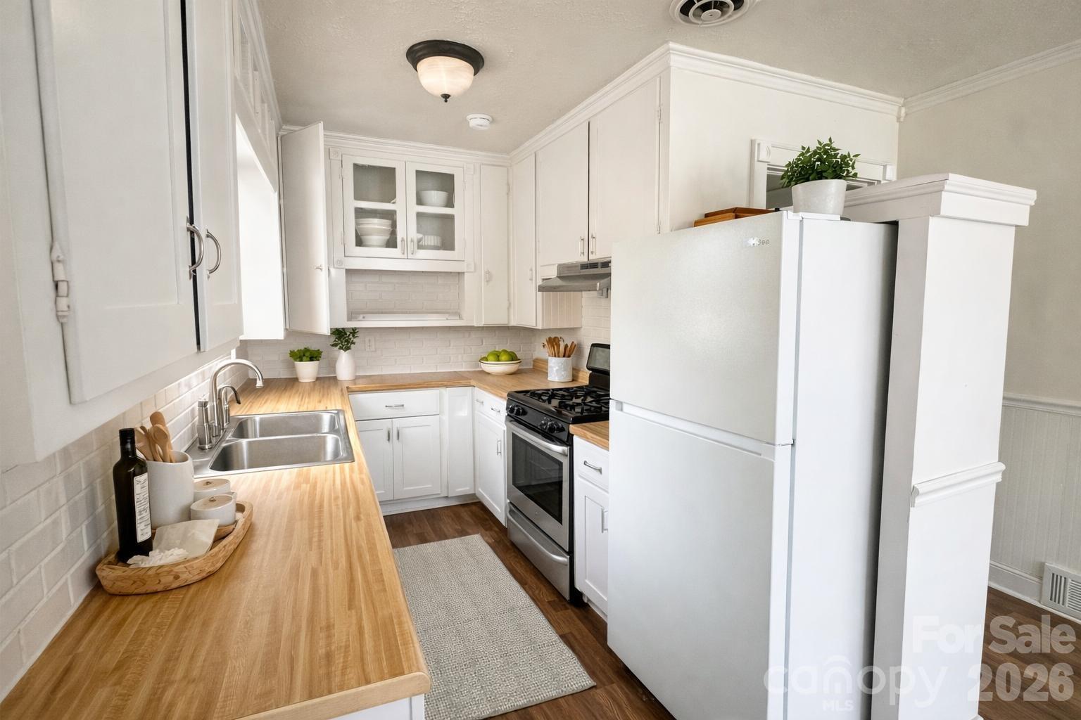 1003 Robinhood Lane — Kannapolis
