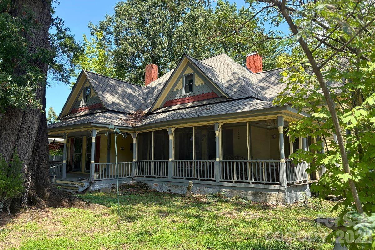 130 Culp Street — Mooresville