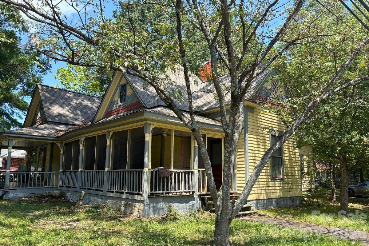 130 Culp Street — Mooresville