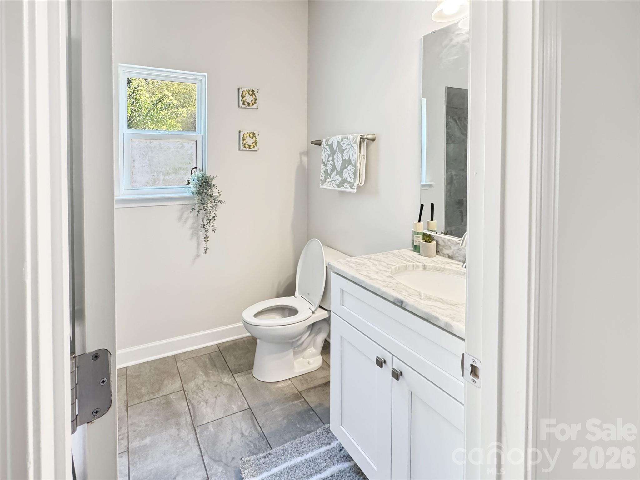 404 Skipwith Place — Charlotte