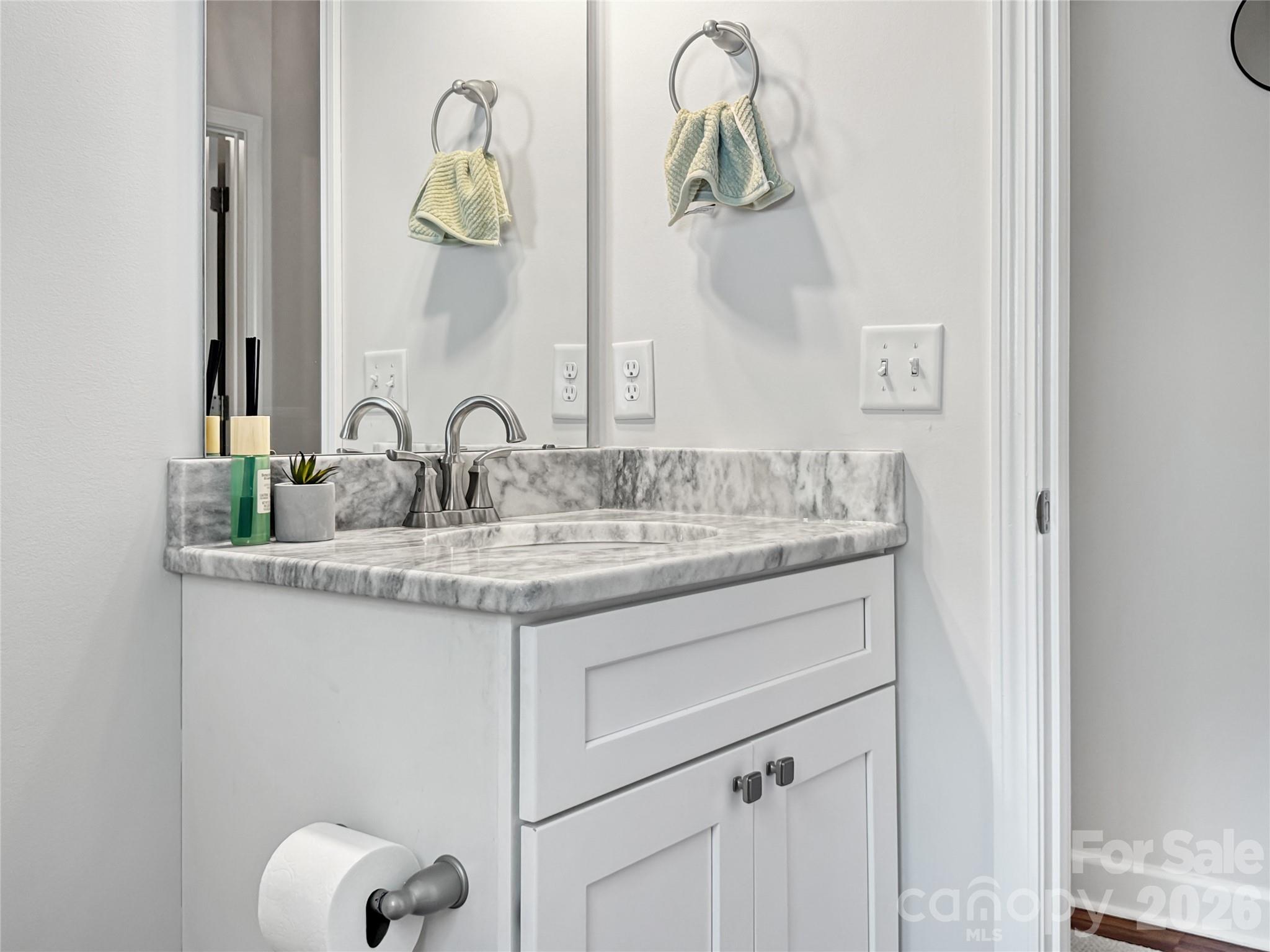404 Skipwith Place — Charlotte