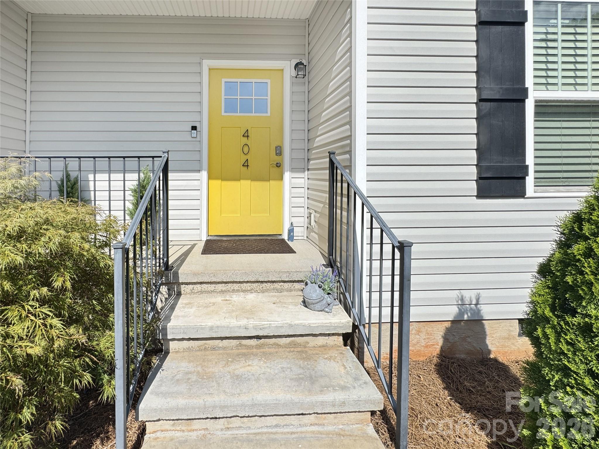 404 Skipwith Place — Charlotte
