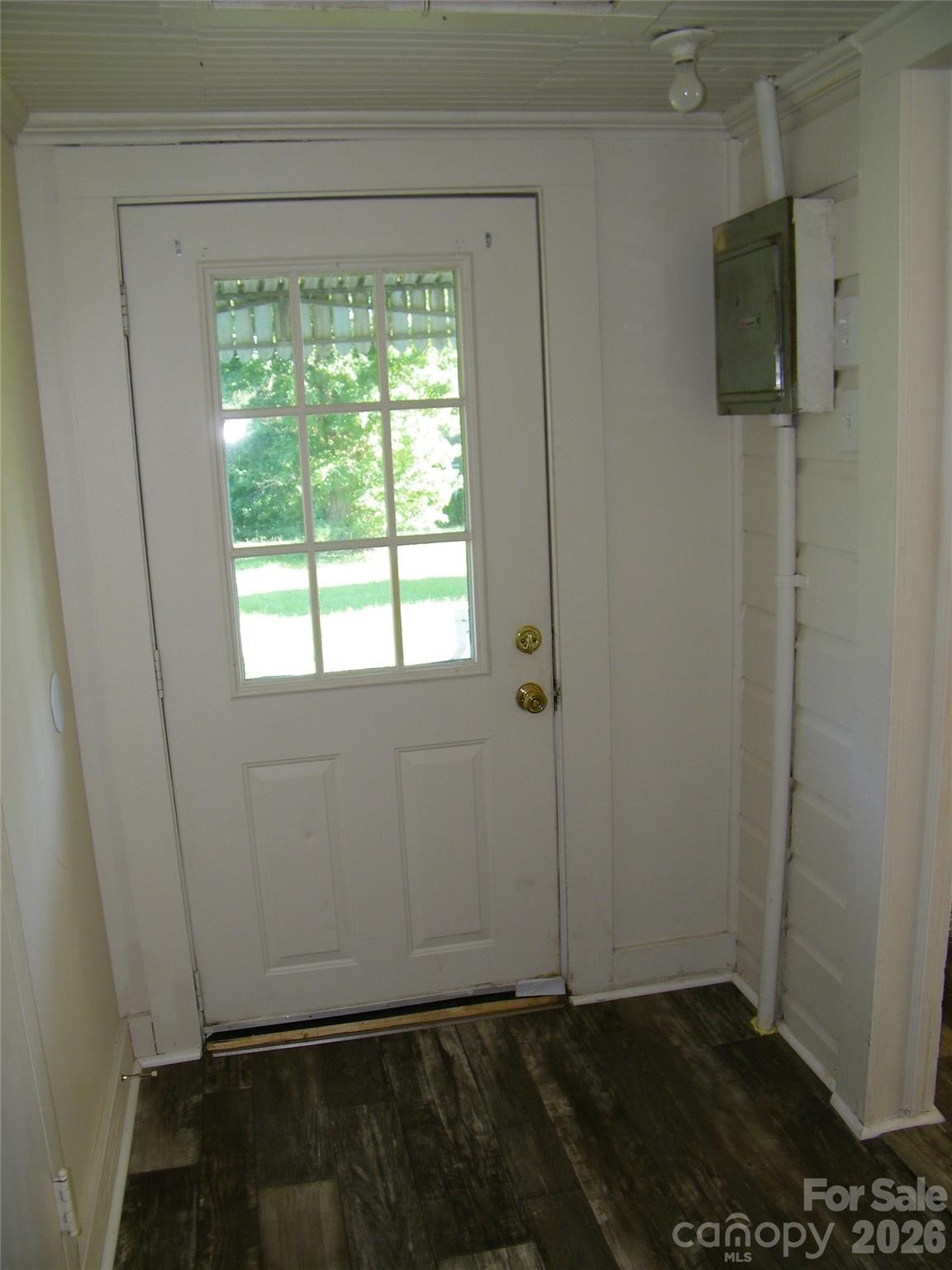 104 Anthony Road — Rockwell