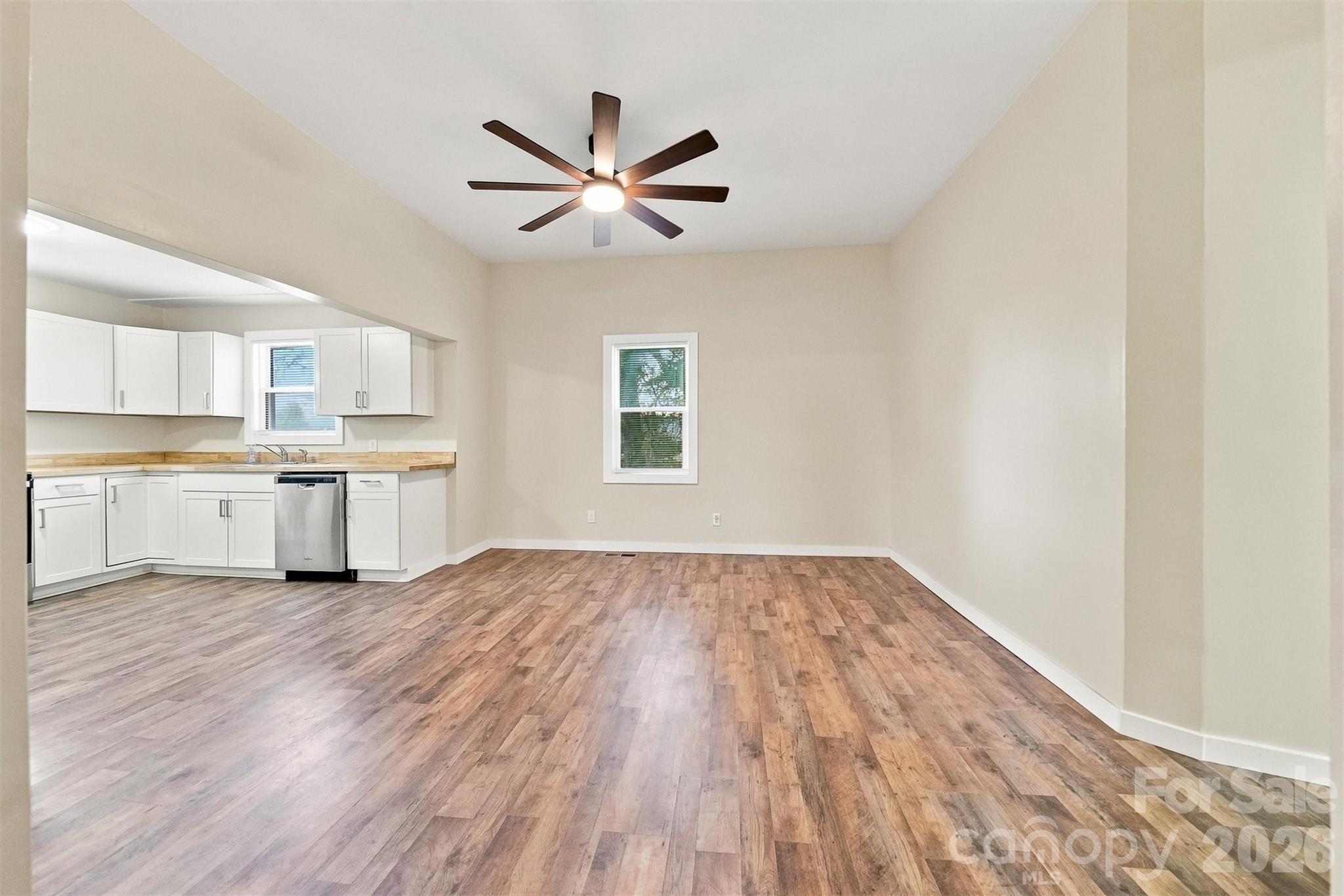 1115 Lenoir Avenue SW — Lenoir