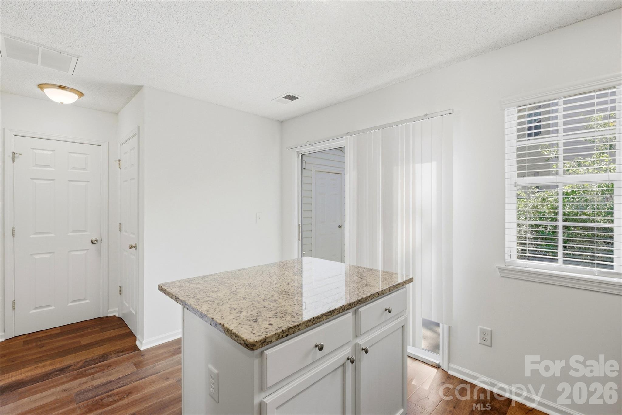 6720 Cypress Tree Lane — Charlotte