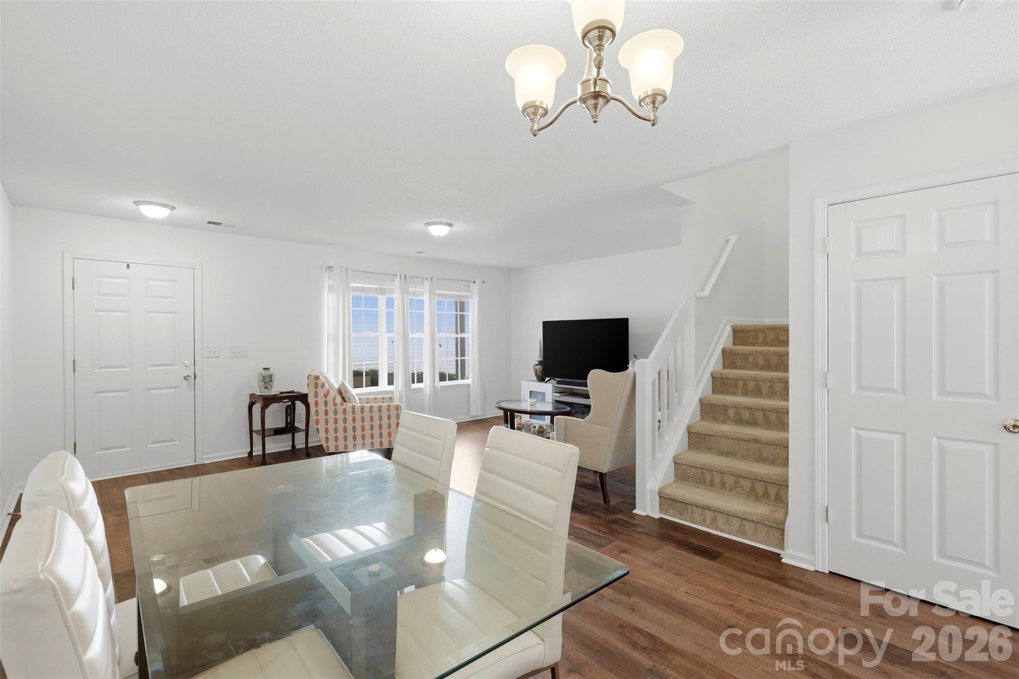 6720 Cypress Tree Lane — Charlotte