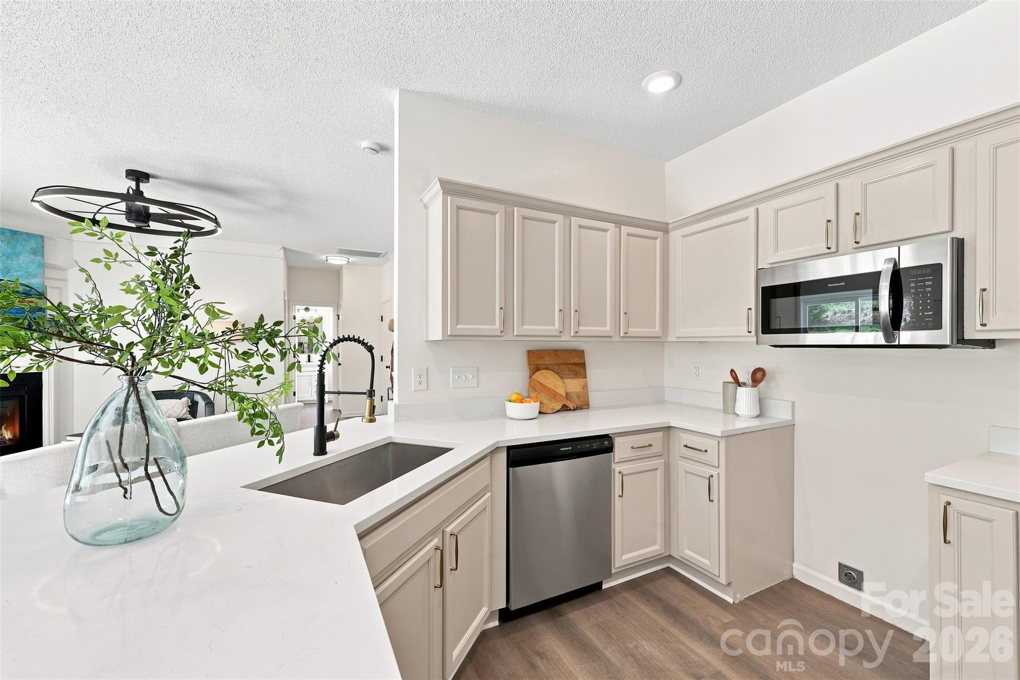 232 Wrayhill Drive — Charlotte