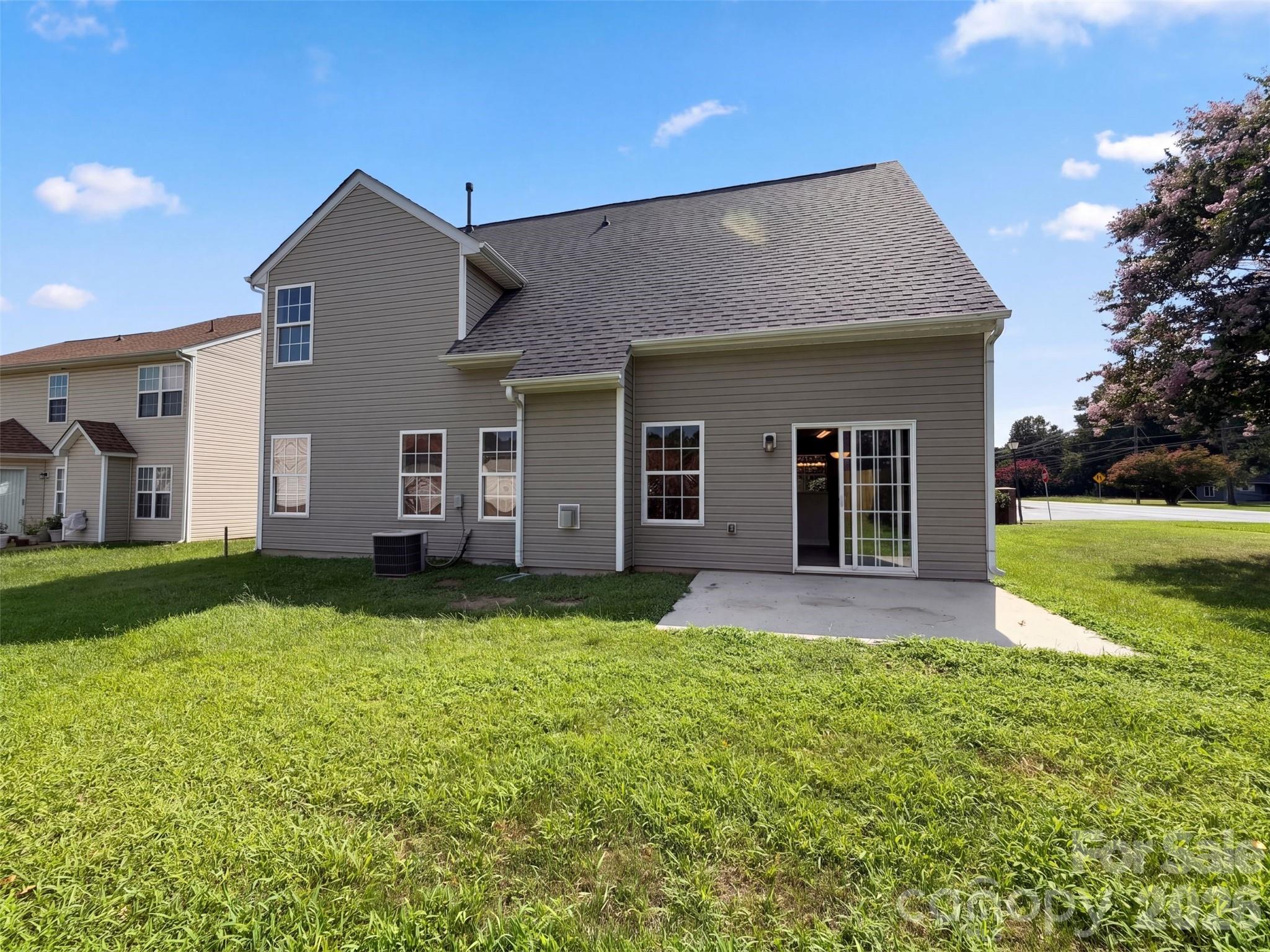 9244 Simonton Drive — Charlotte