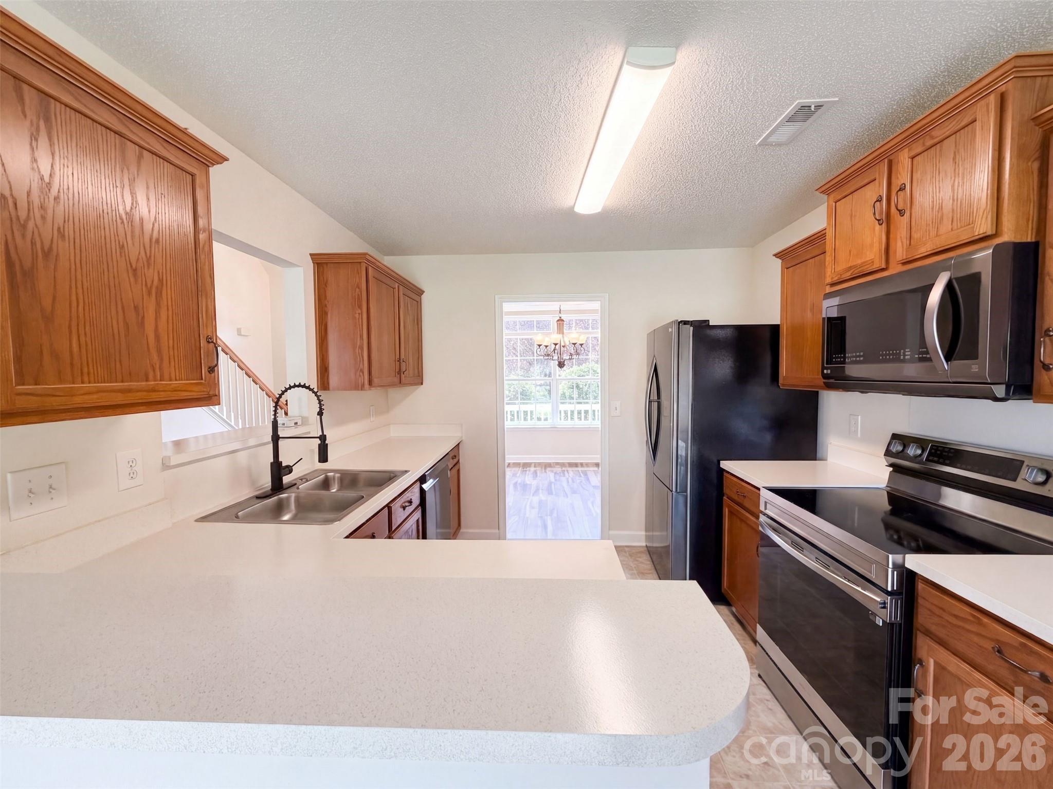 9244 Simonton Drive — Charlotte