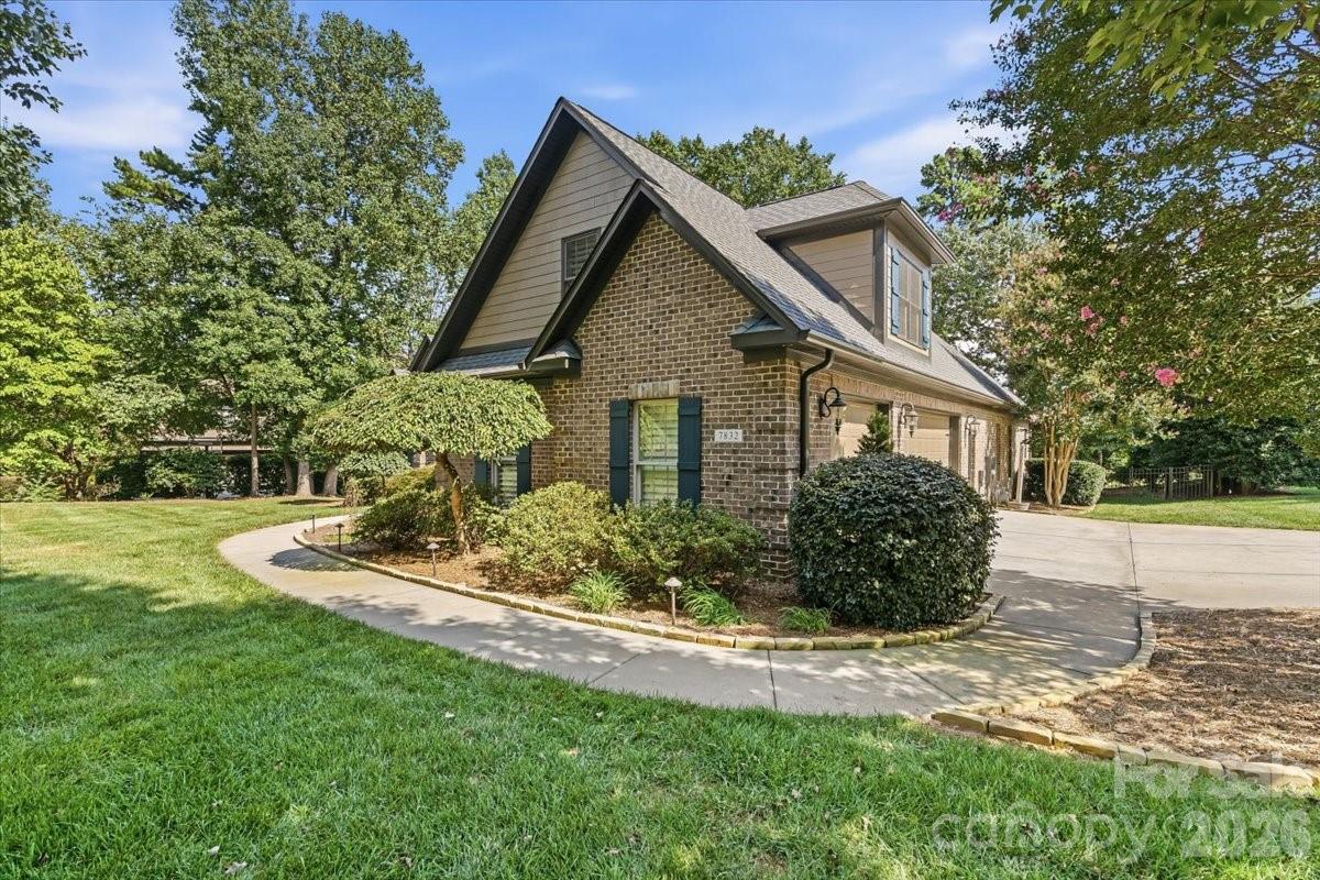 7832 Chapel Creek Drive — Denver
