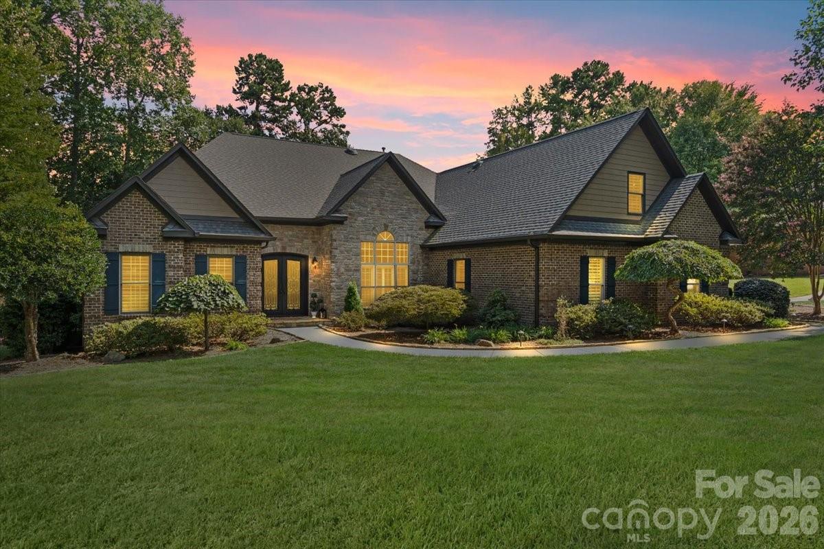 7832 Chapel Creek Drive — Denver