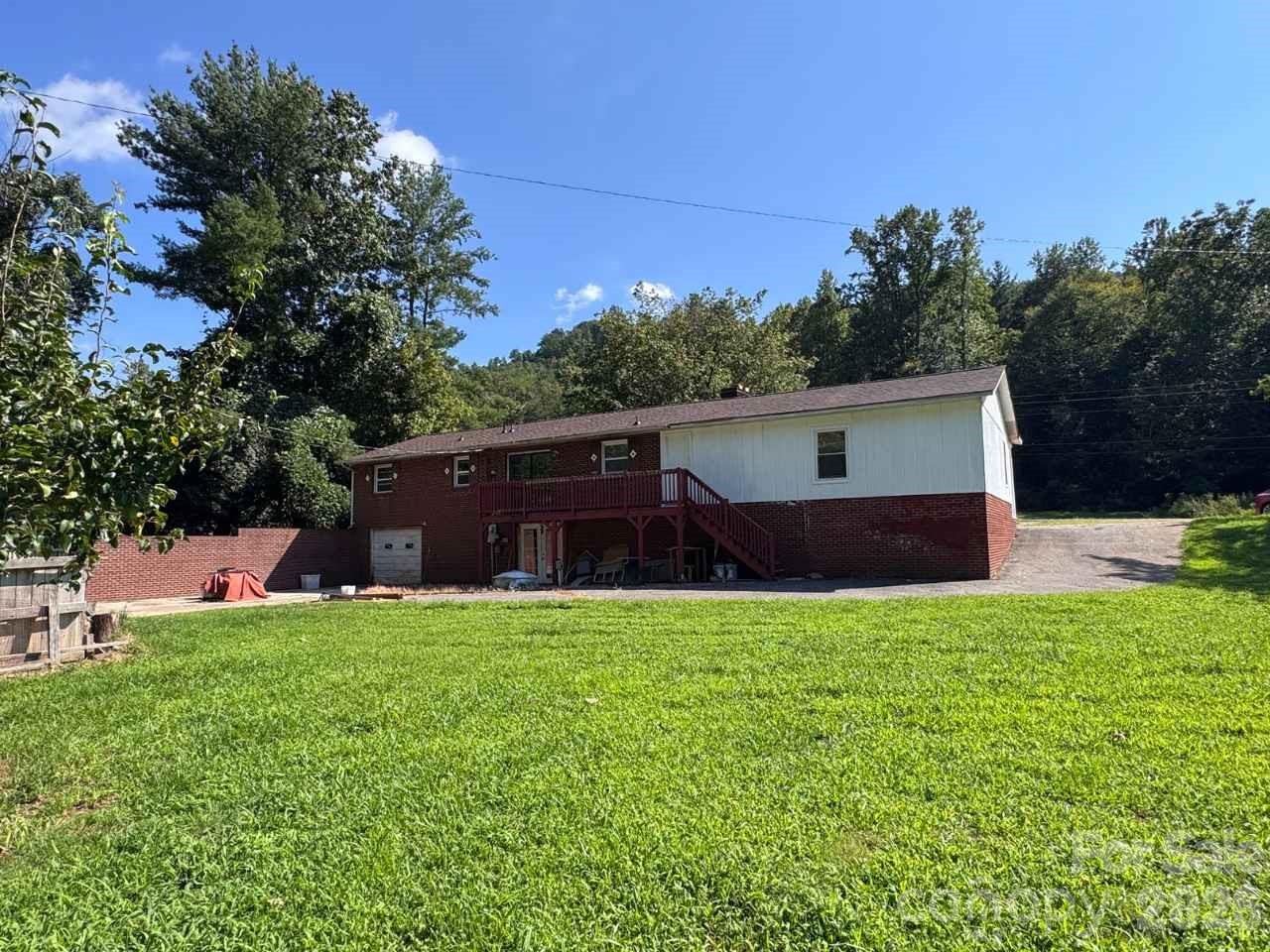 3625 NC Hwy 18 South — Morganton