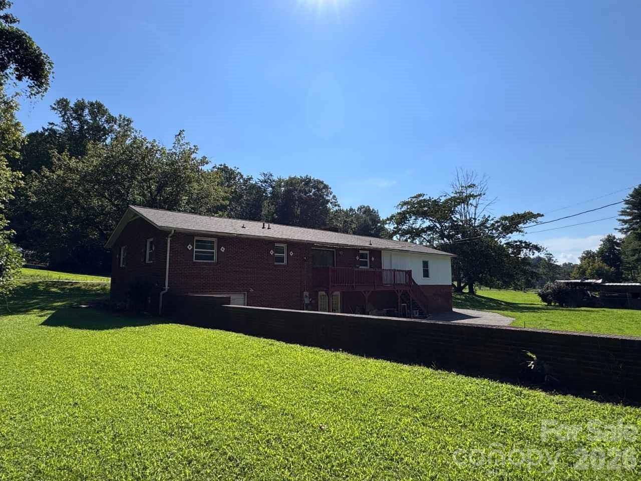 3625 NC Hwy 18 South — Morganton