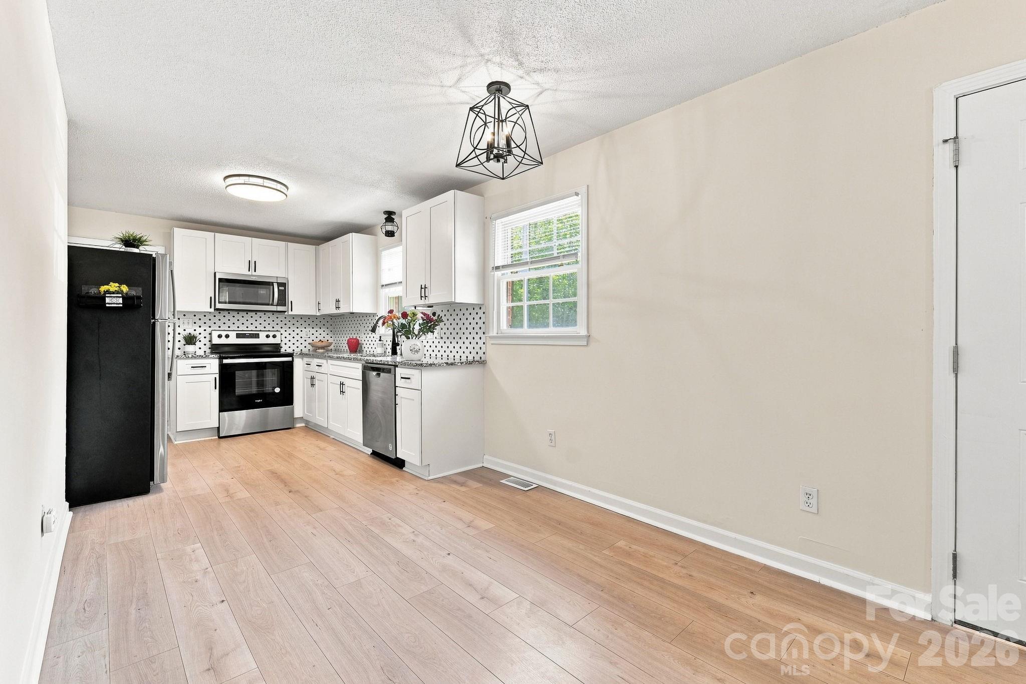 411 E Tennessee Avenue — Bessemer City