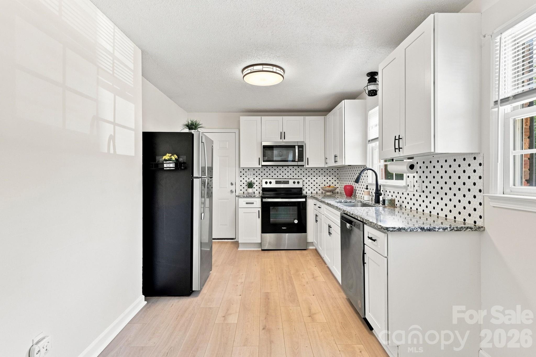 411 E Tennessee Avenue — Bessemer City