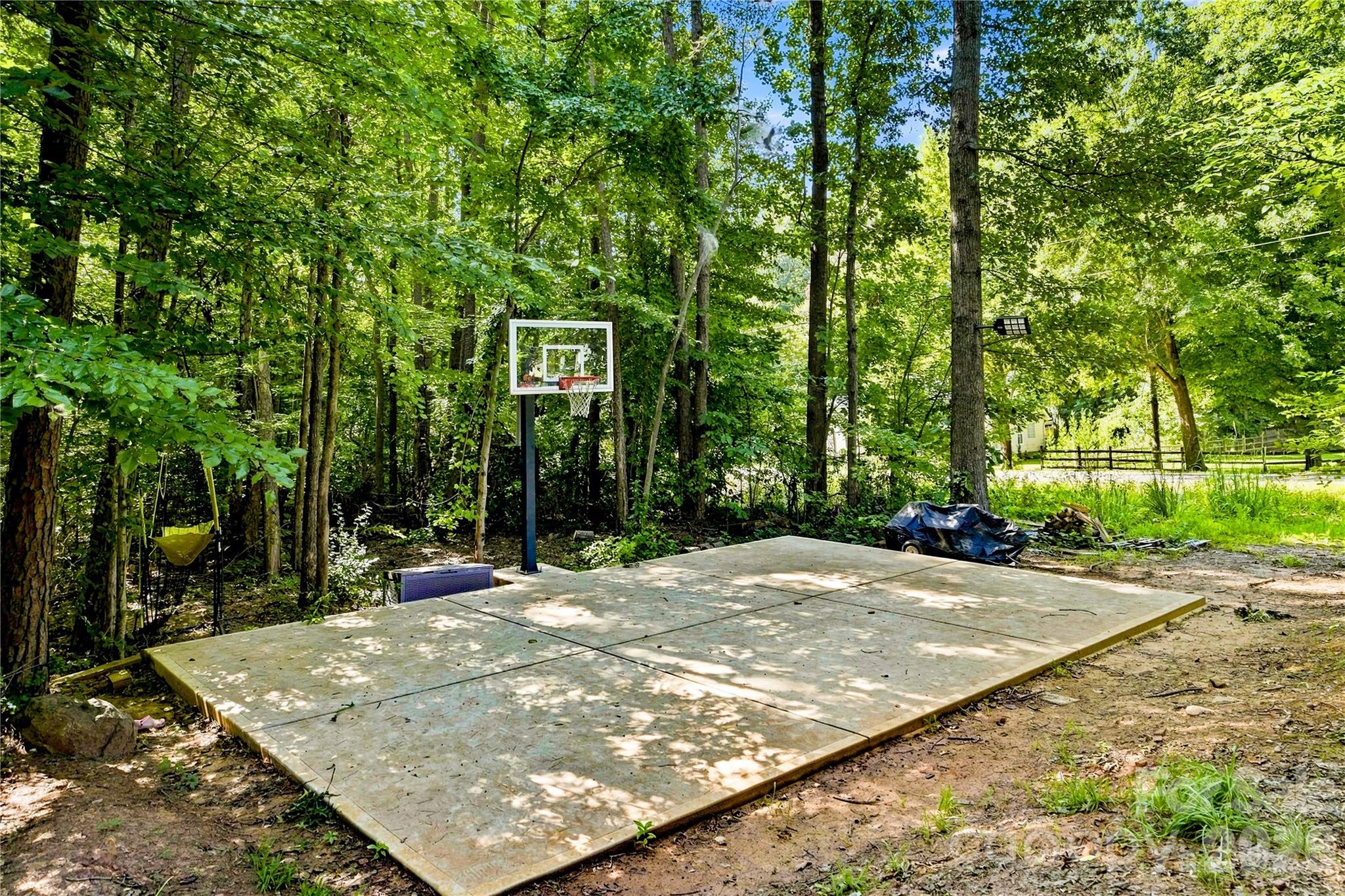 7471 S Little Egypt Road — Stanley