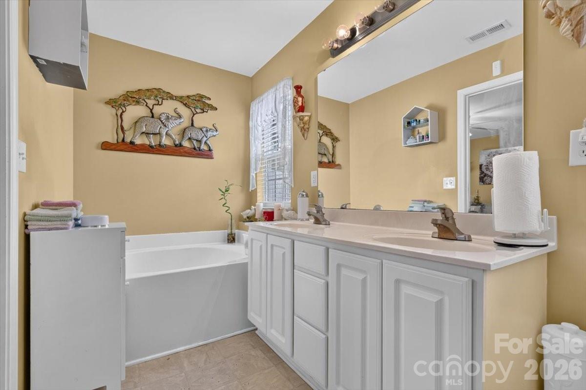 4403 Trillium Fields Drive #41 — Charlotte
