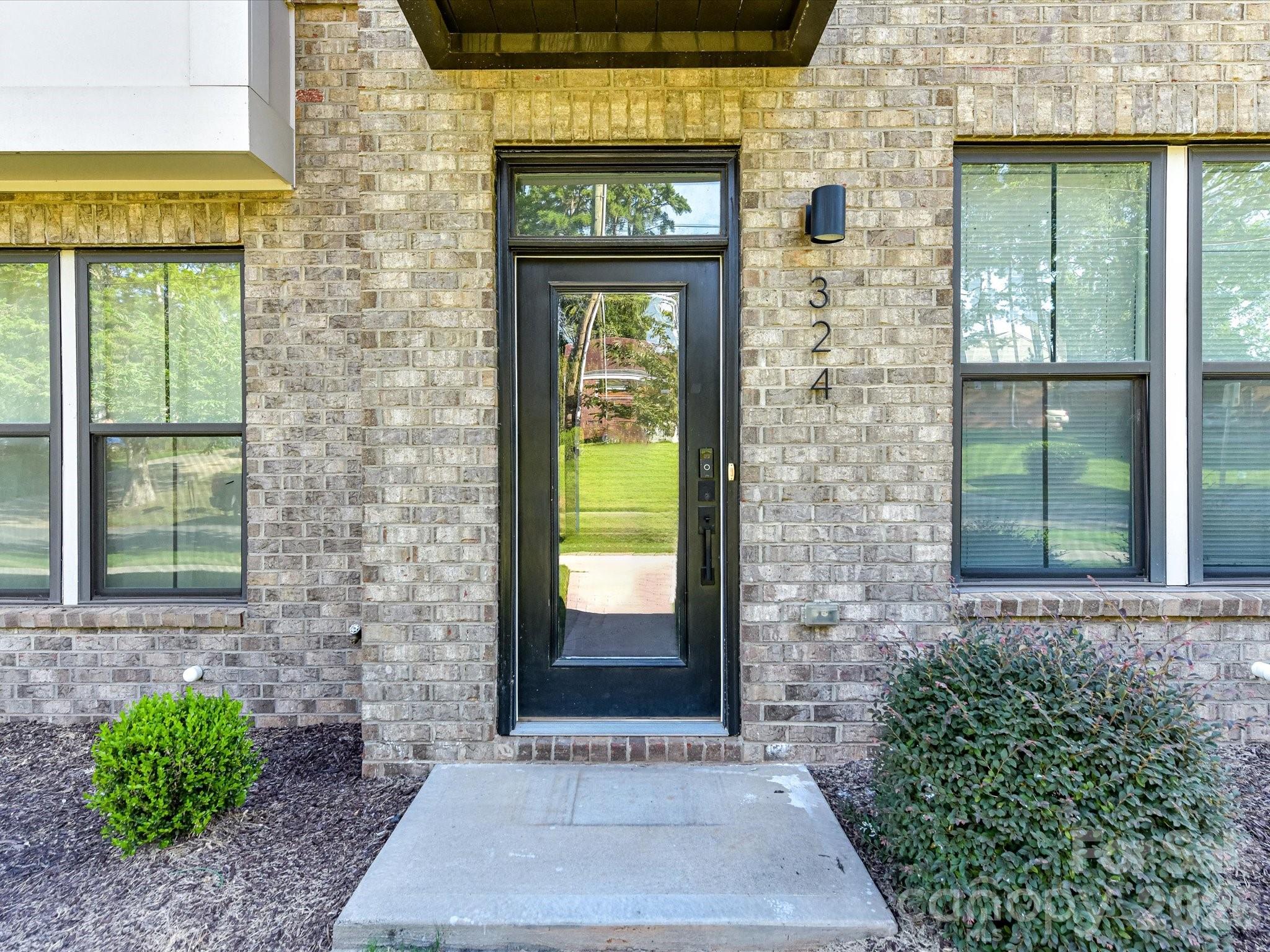 324 Yorkshire Drive — Charlotte