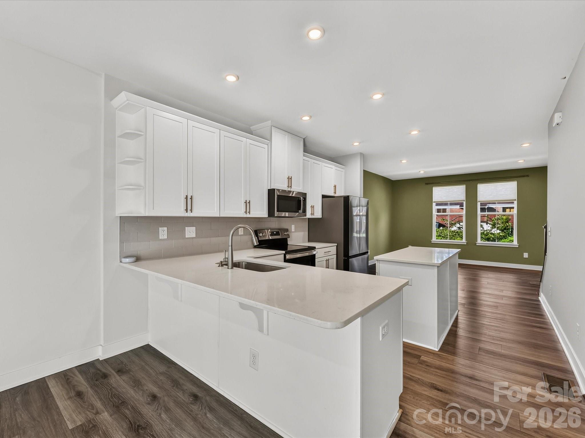 324 Yorkshire Drive — Charlotte