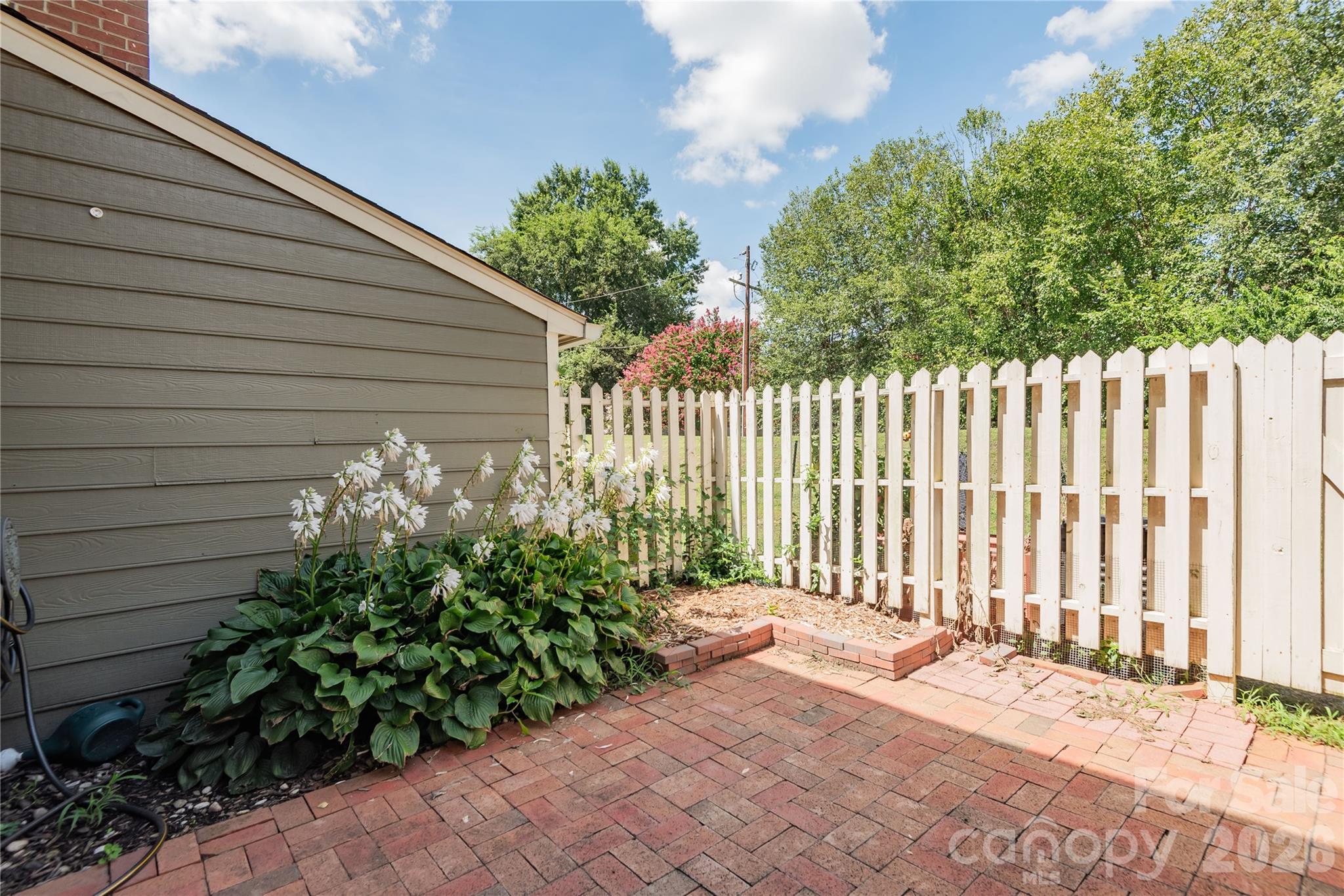 2744 Von Thuringer Court — Charlotte